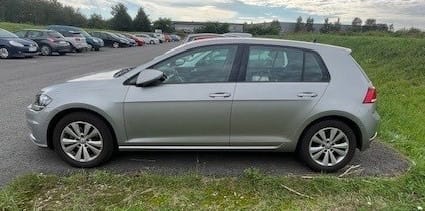 Volkswagen Golf avec Climatisation
