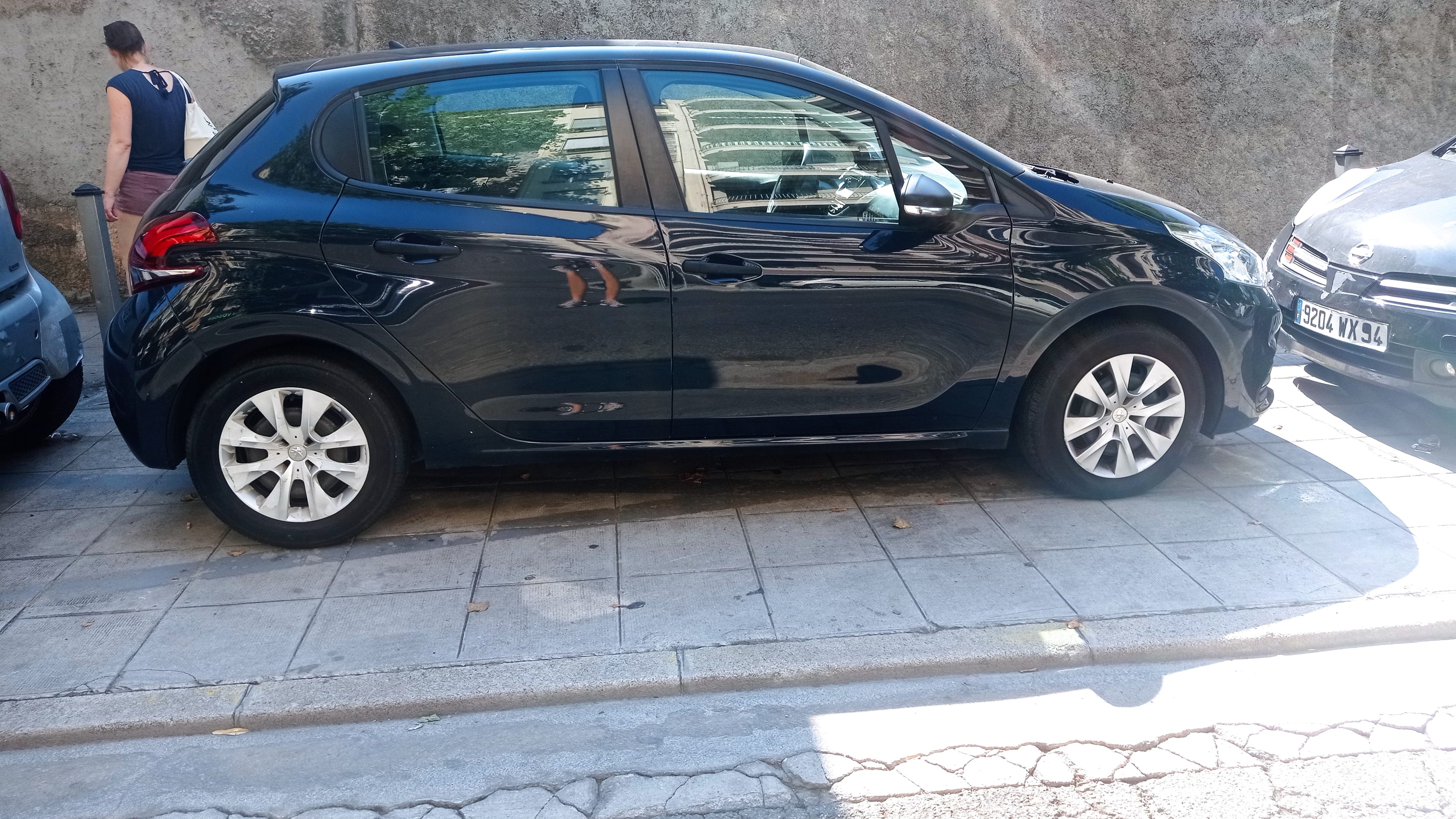 Peugeot 208 avec Siège bébé