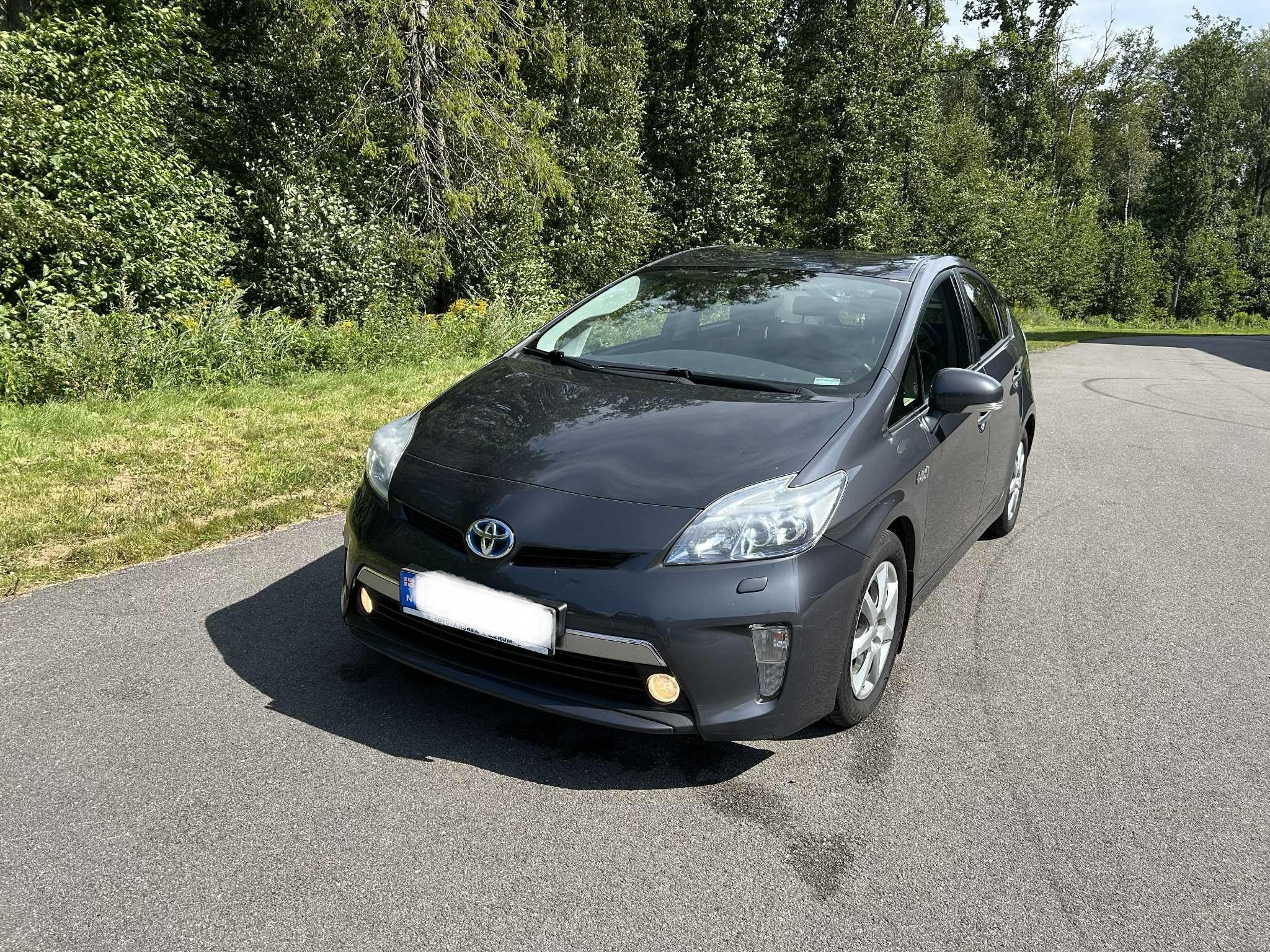 Toyota Prius Hybrid med Bluetooth audio