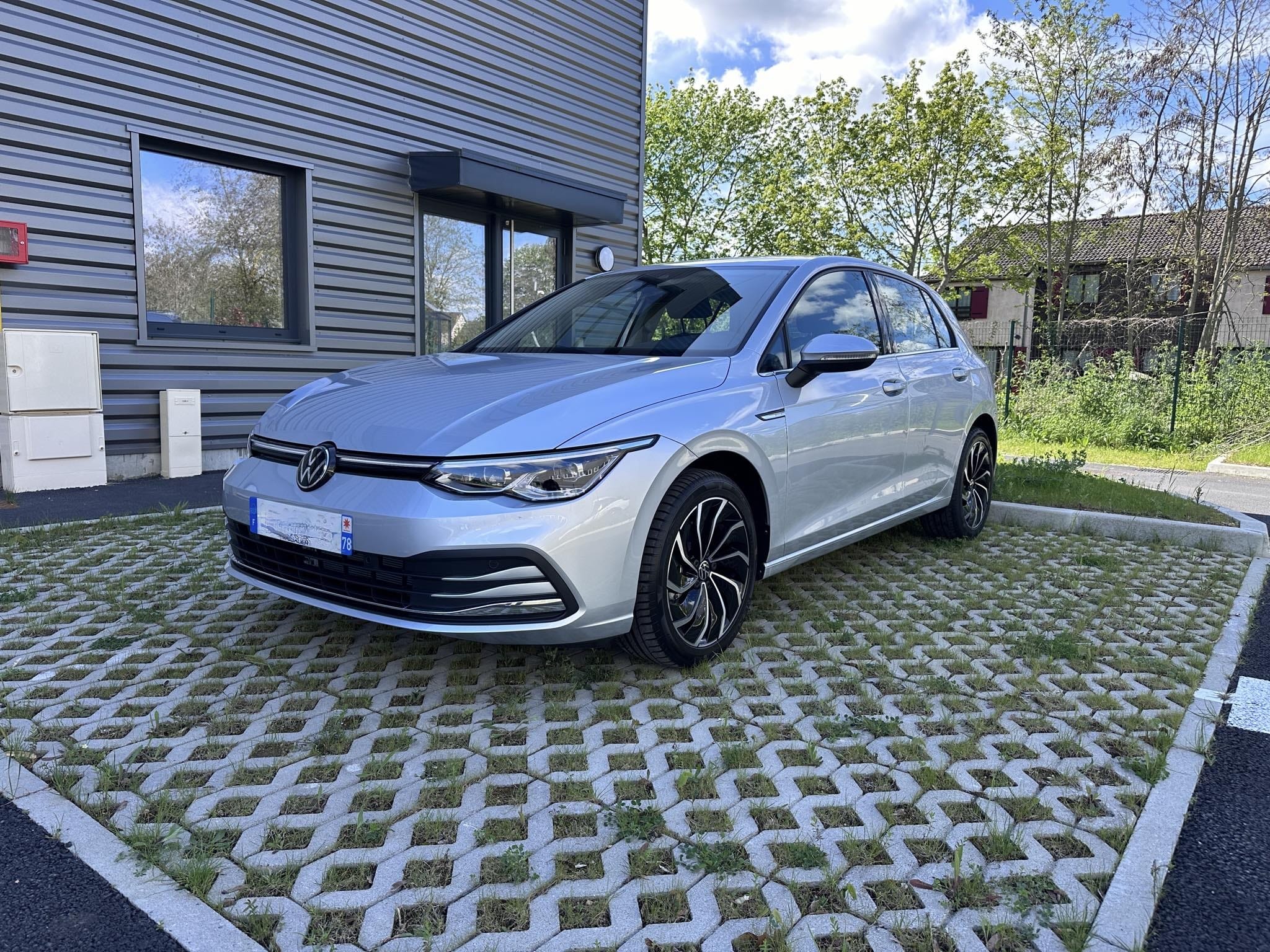 Volkswagen Golf A8 1.5 ETSI MILD HYBRID 130 CH DSG7 STYLE, 2024, Essence 95, automatique