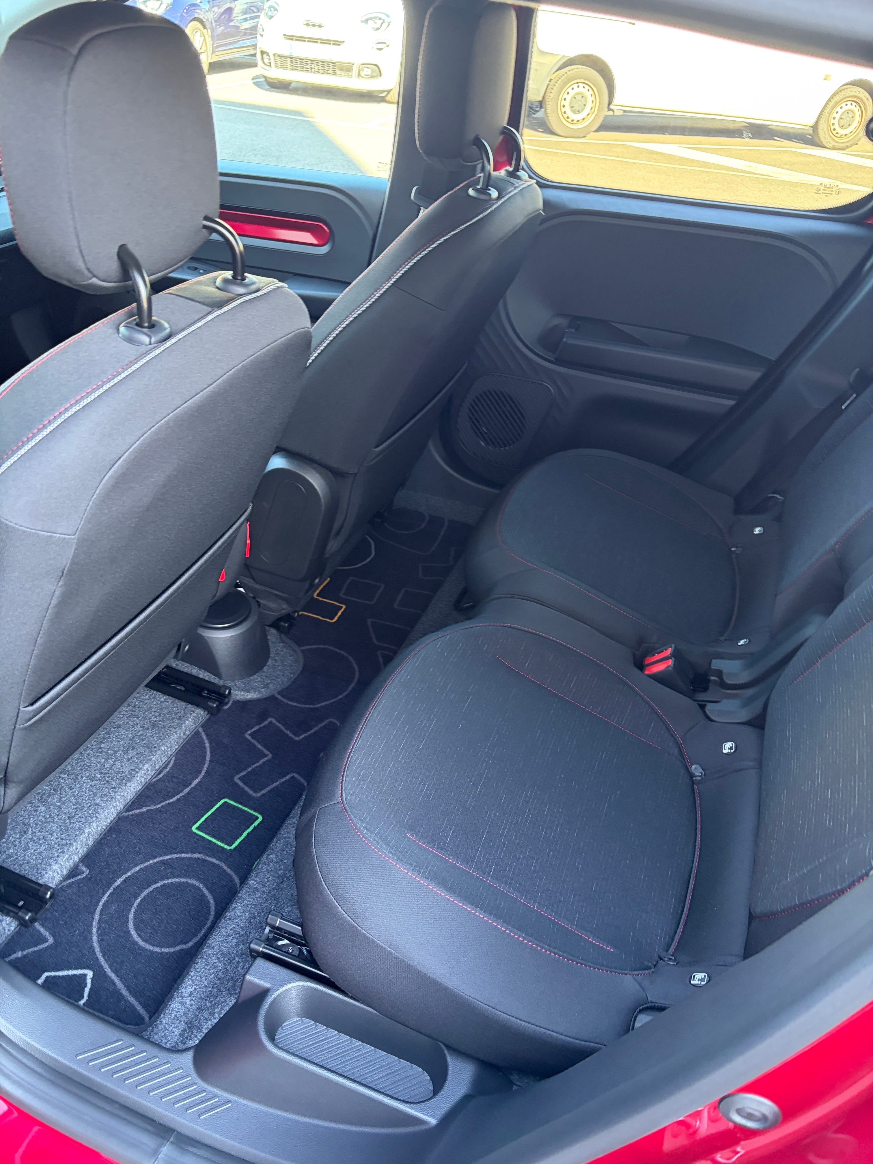 Renault Twingo E-Tech avec GPS