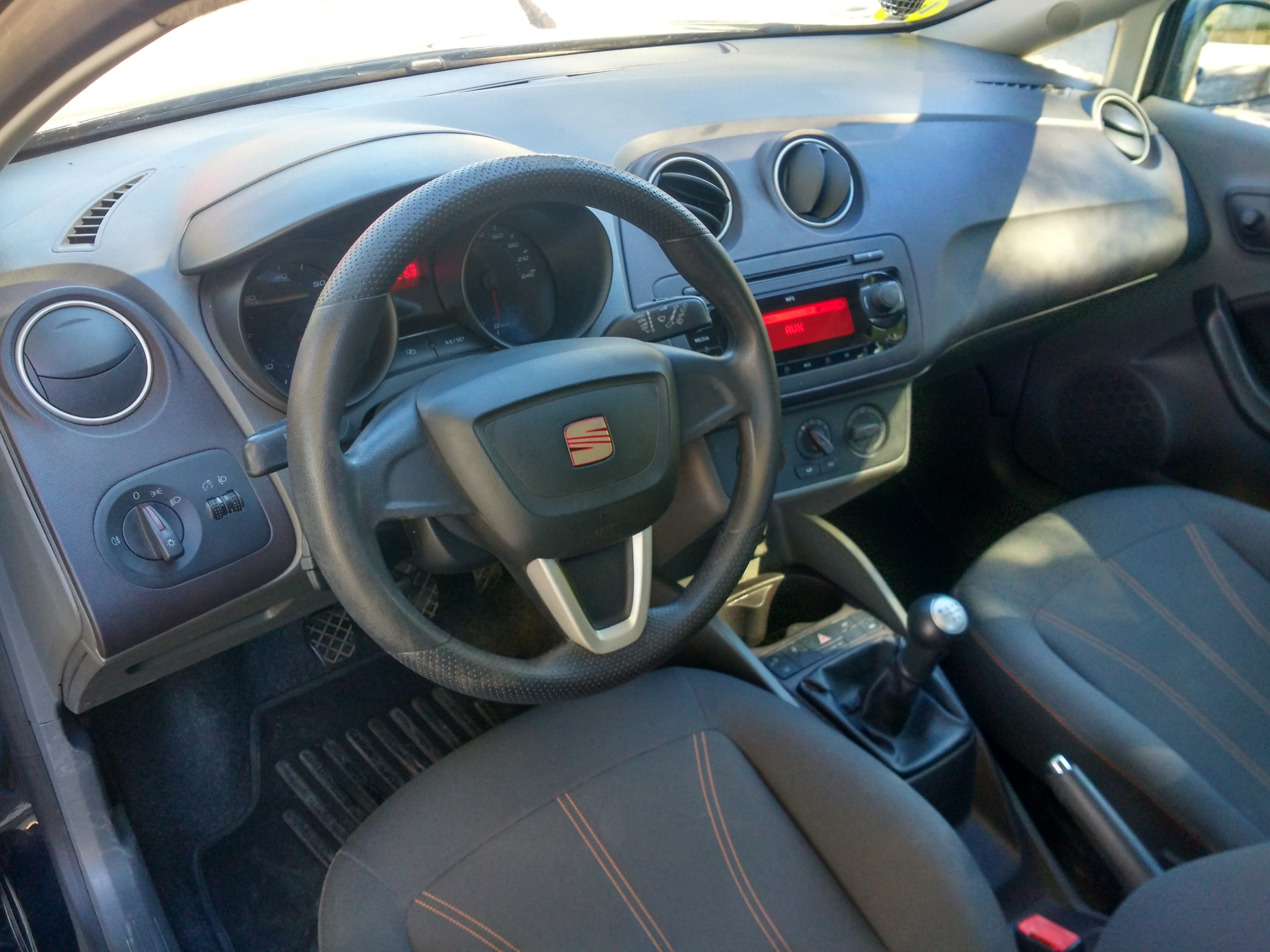 Seat Ibiza Fresh Eco con Entrada de Audio/iPod