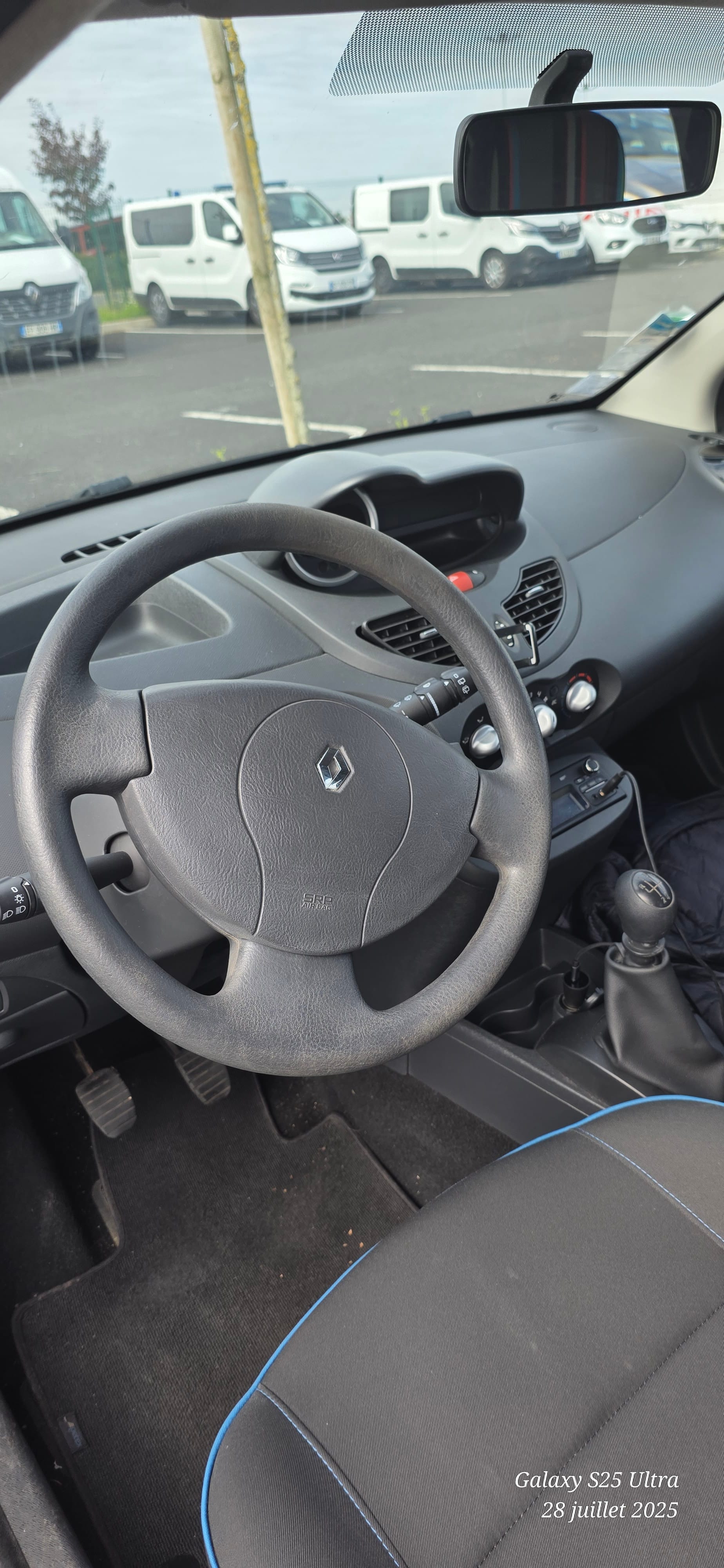 Renault Twingo II met Audio- / iPod-ingang