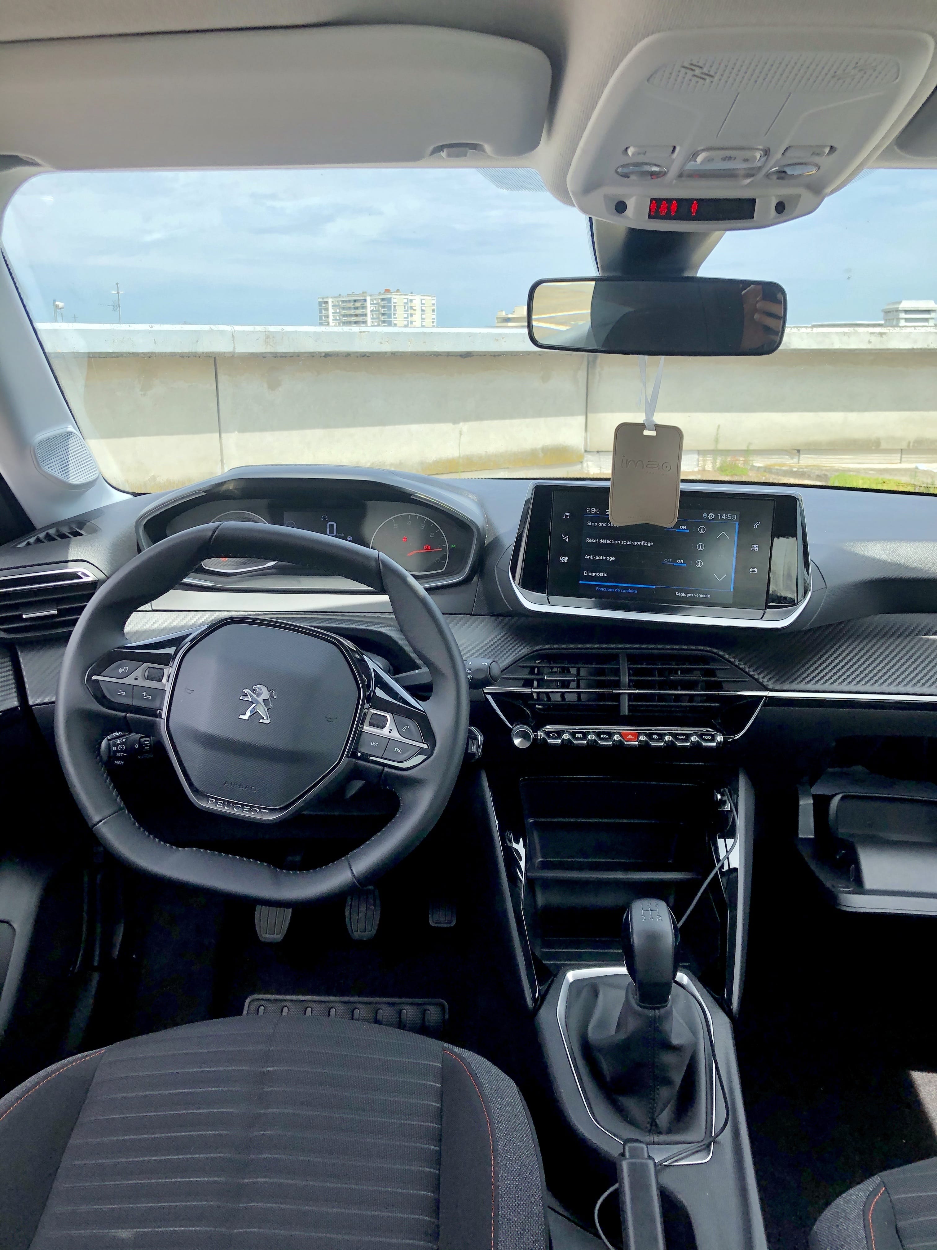 Peugeot 208 avec Régulateur de vitesse