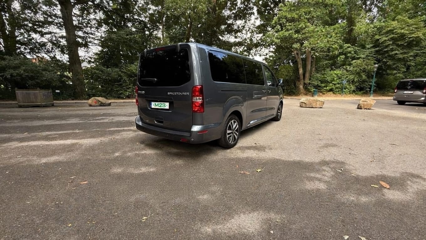 Citroen SpaceTourer mit Navigationsgerät