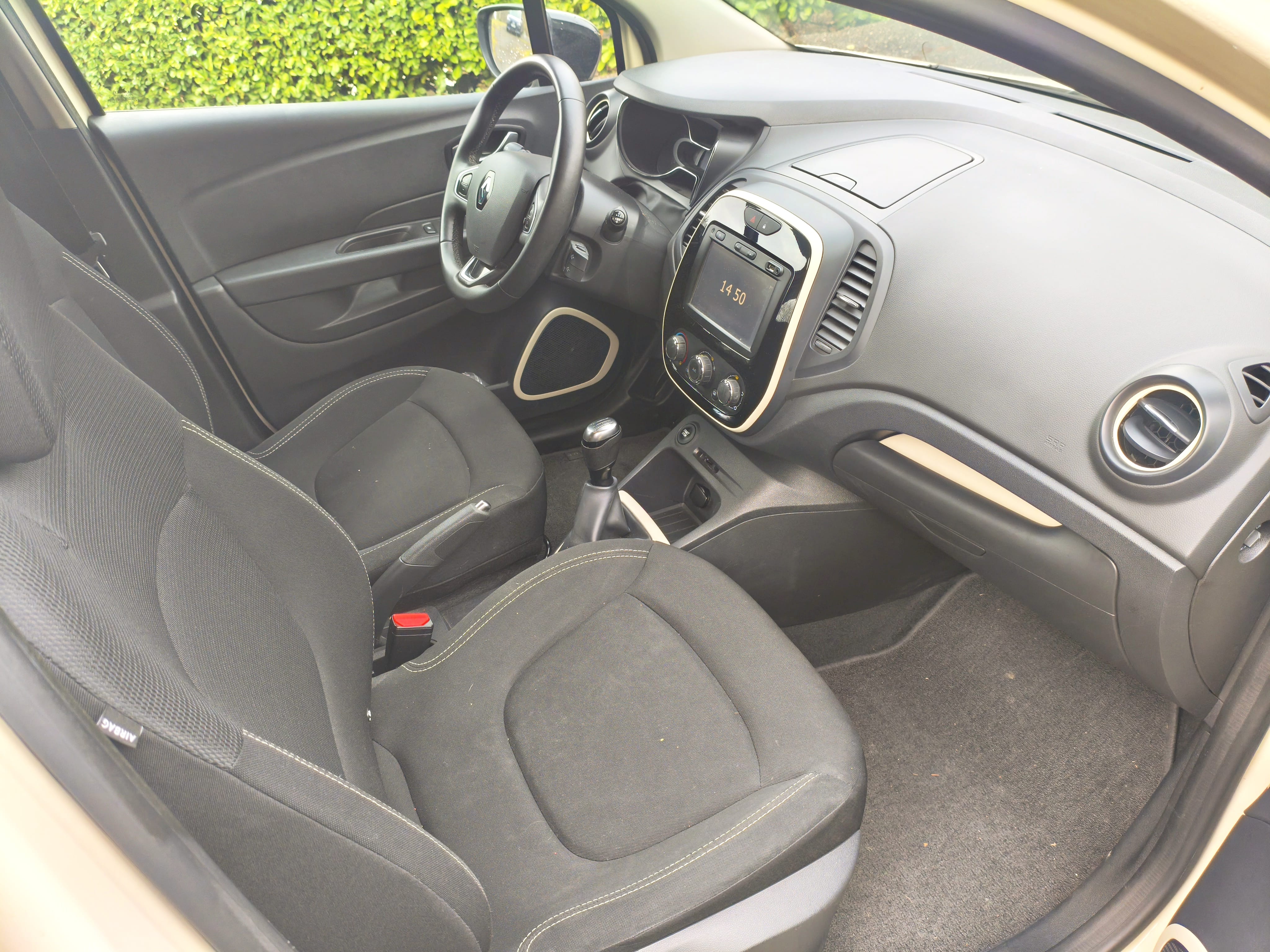 Renault Captur Essence