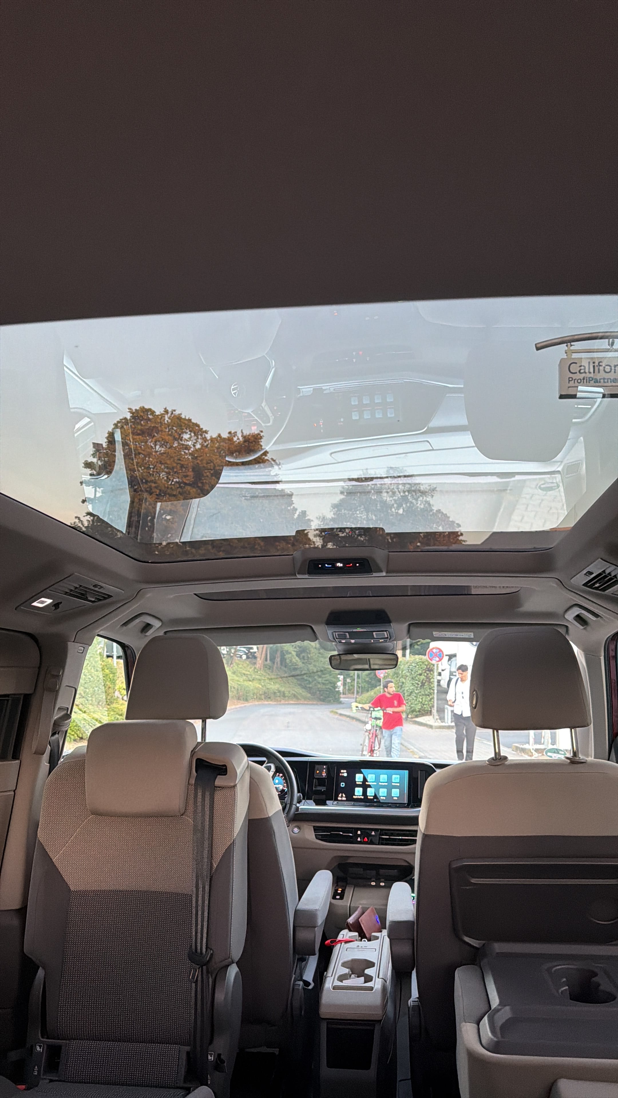 Volkswagen Multivan mit Rückfahrkamera