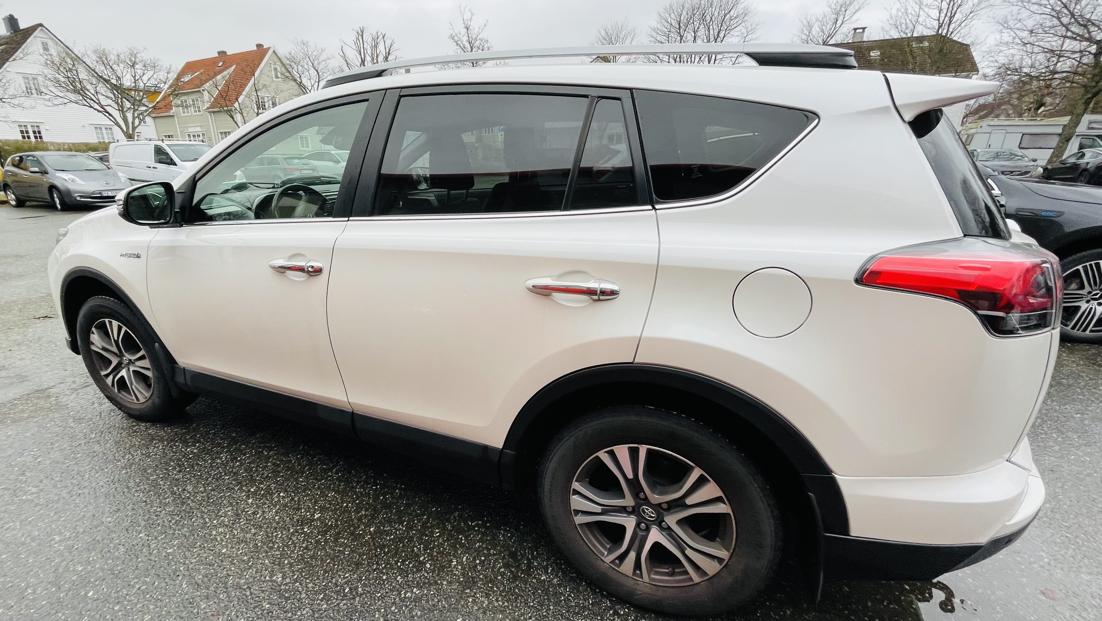 Toyota RAV 4 Hybrid med Aircondition