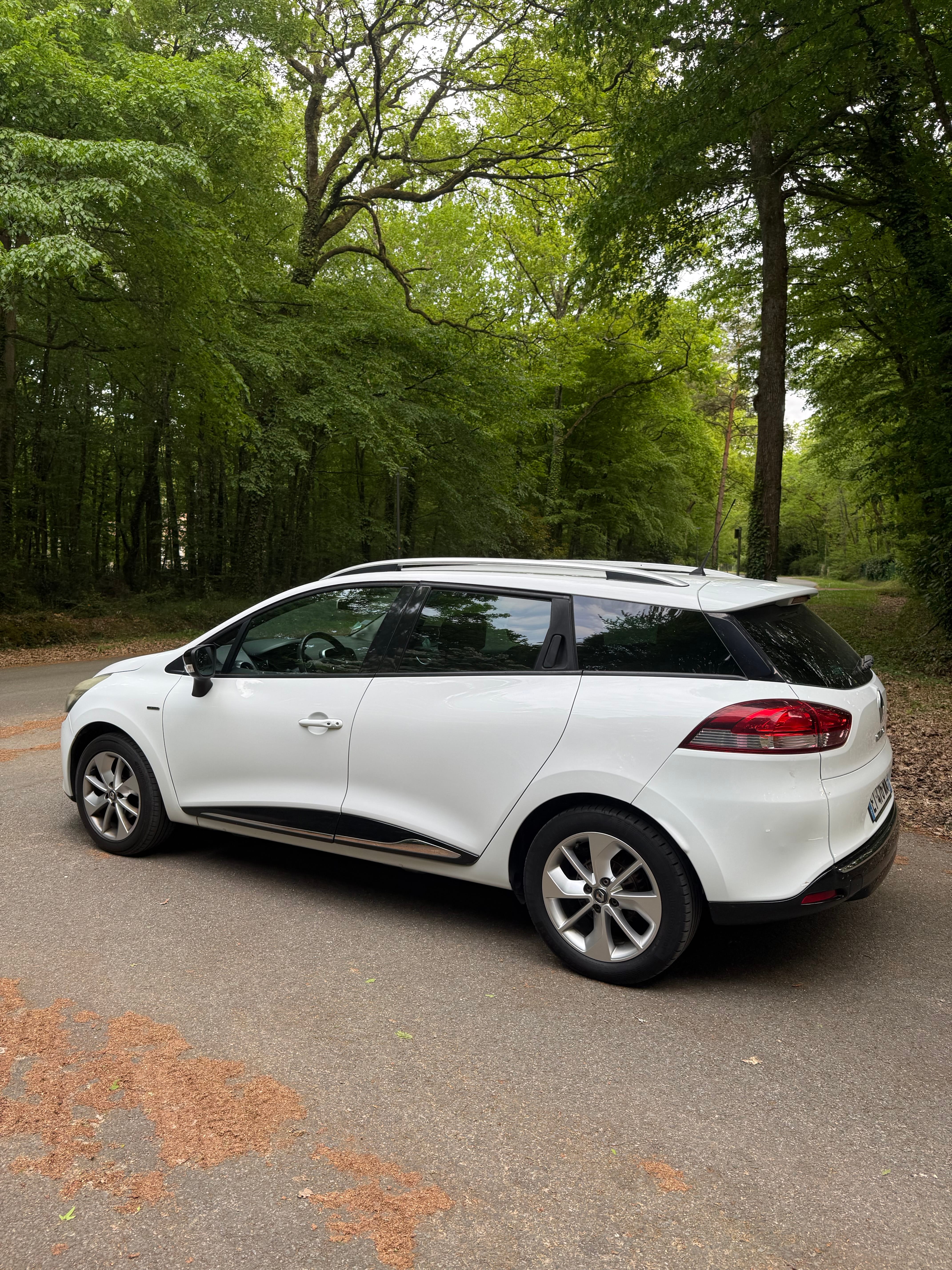 Renault Clio Estate 1.5 DCI avec Climatisation