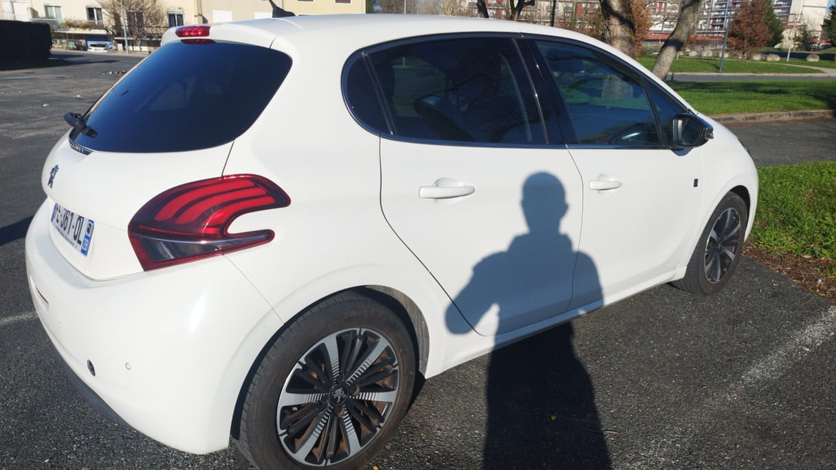 Peugeot 208 avec Audio Bluetooth