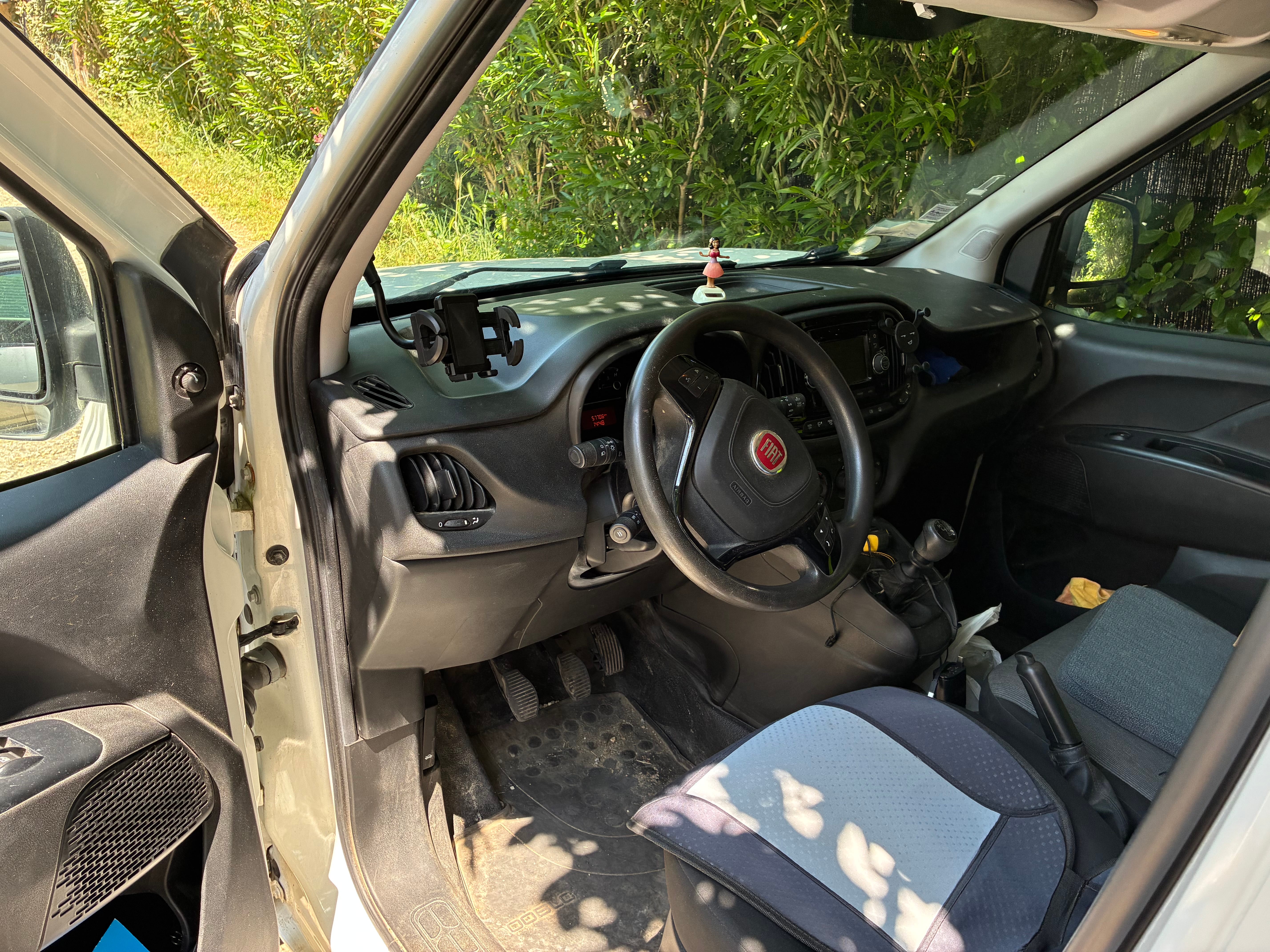 Fiat Doblo Cargo avec Climatisation