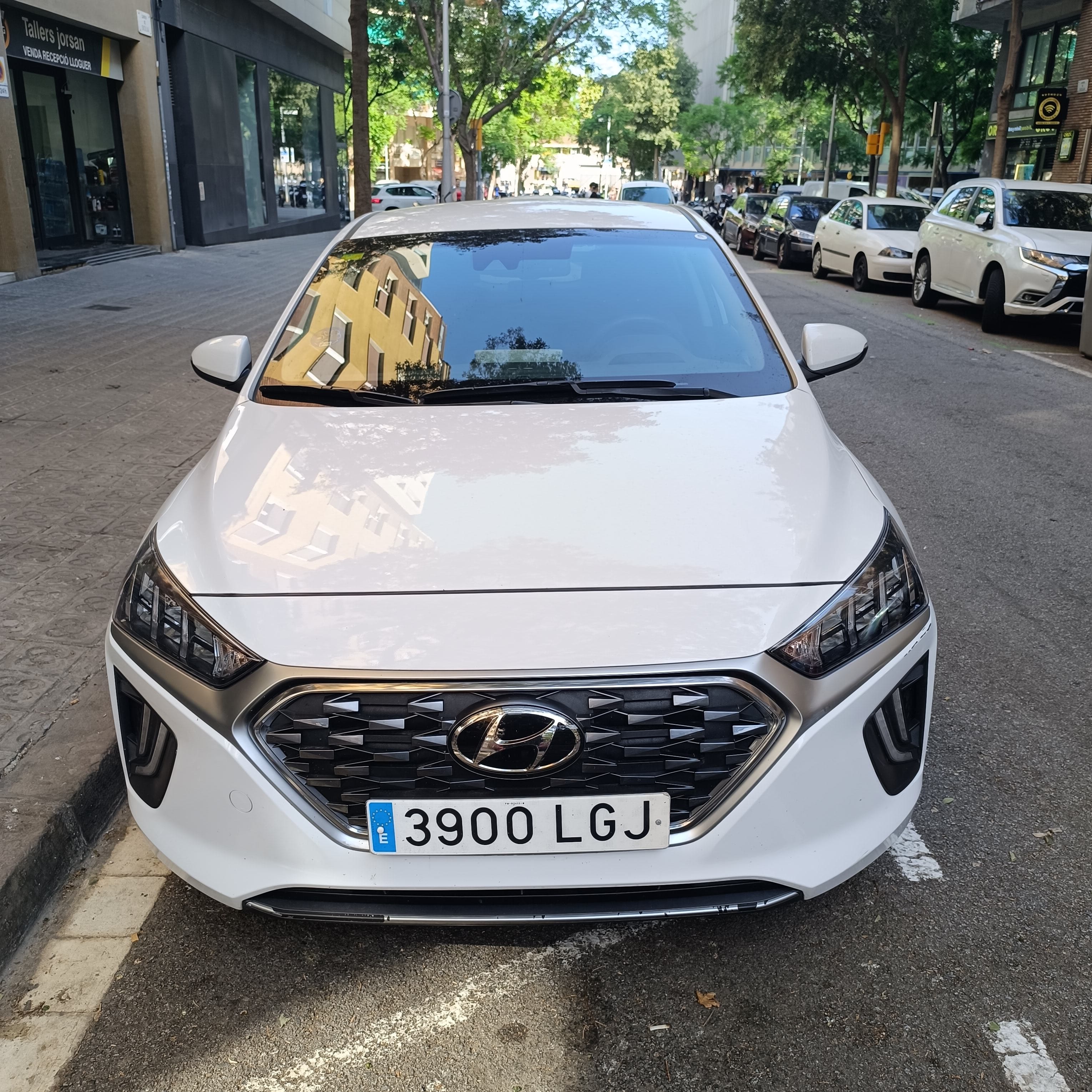 Hyundai Ioniq, 2020, Gasolina 95 / Électrique (hybride), automatique