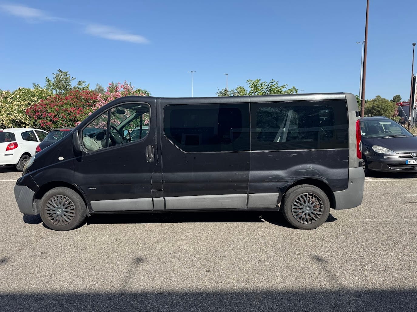 Opel Vivaro Combi 9 pl. long 80L *18094* CT464WC avec Climatisation