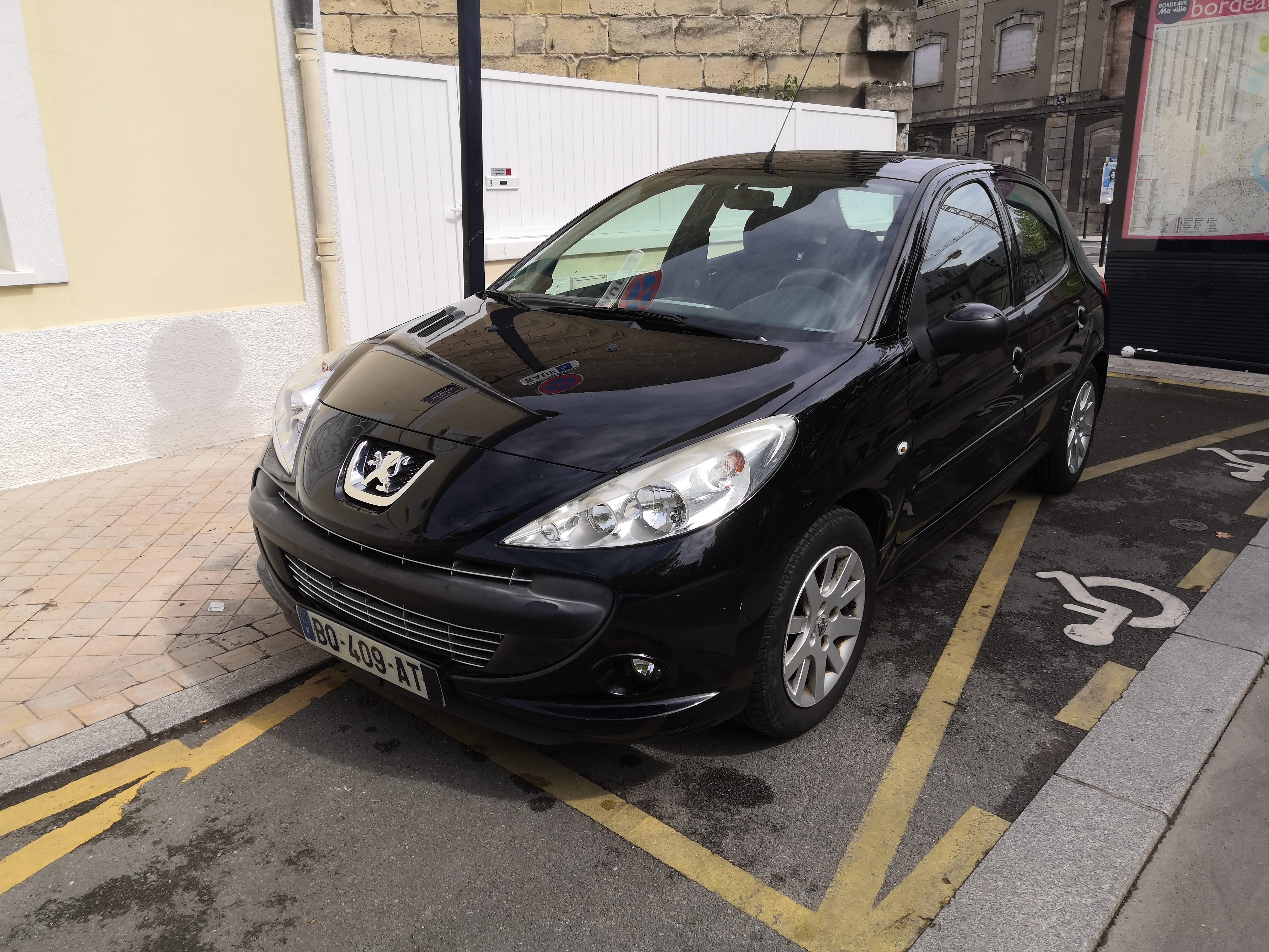 Peugeot 206+, 2011, Essence 95