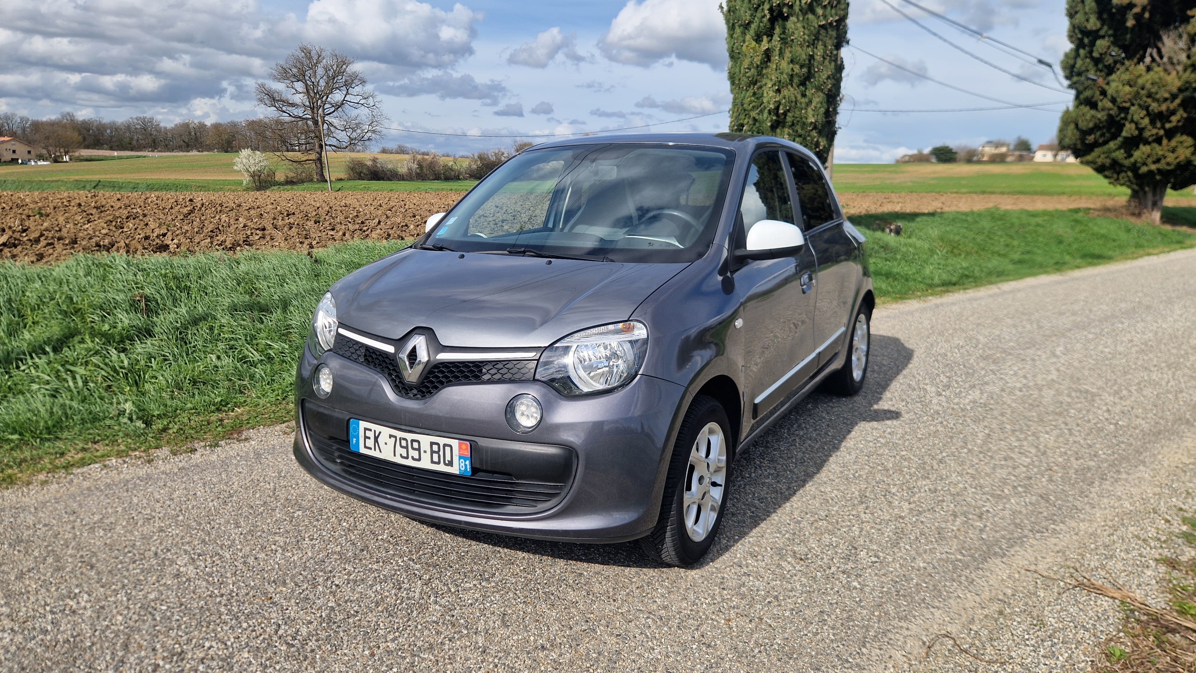 Renault Twingo III avec Entrée audio / iPod
