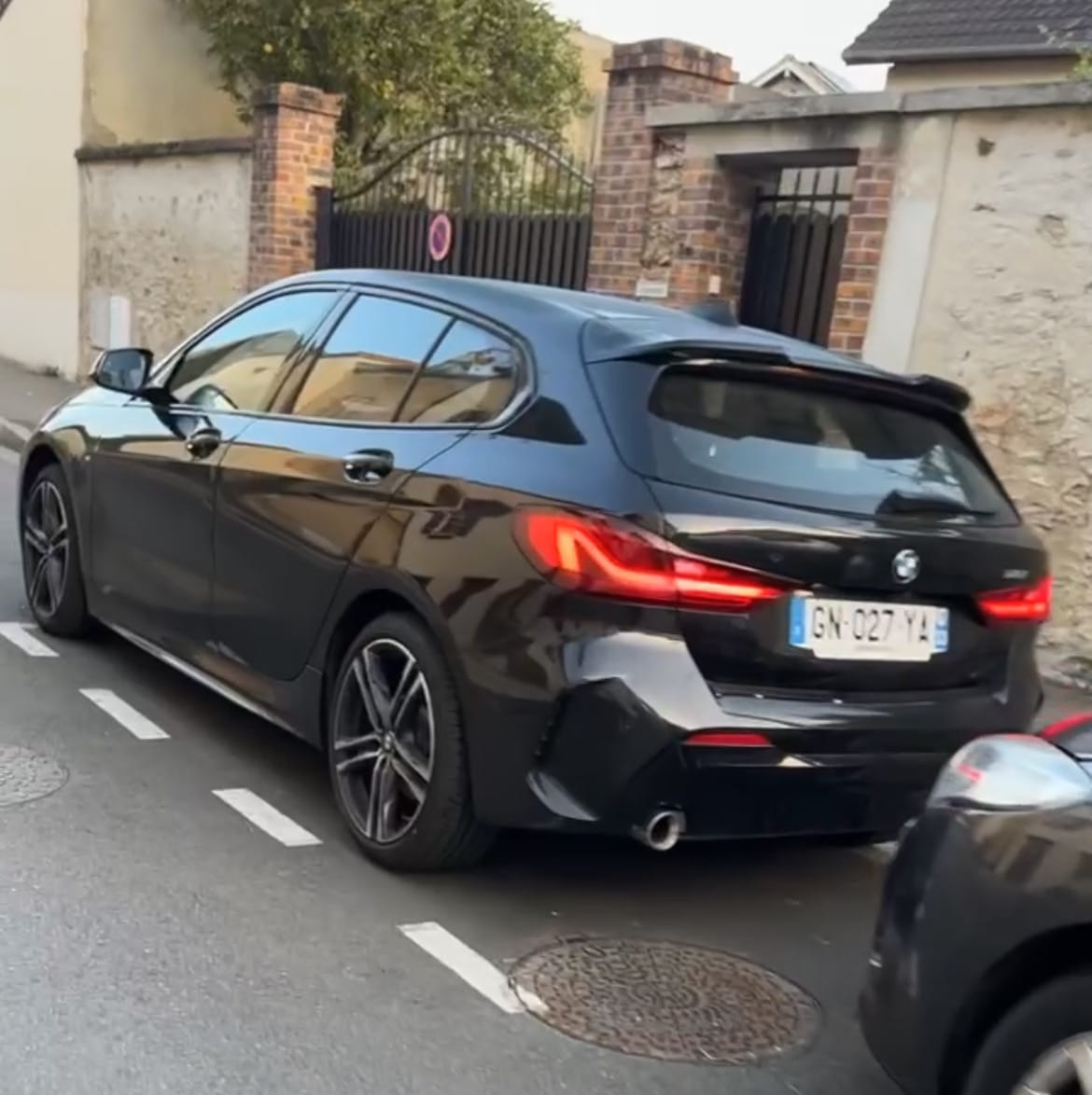 BMW Série 1 avec GPS