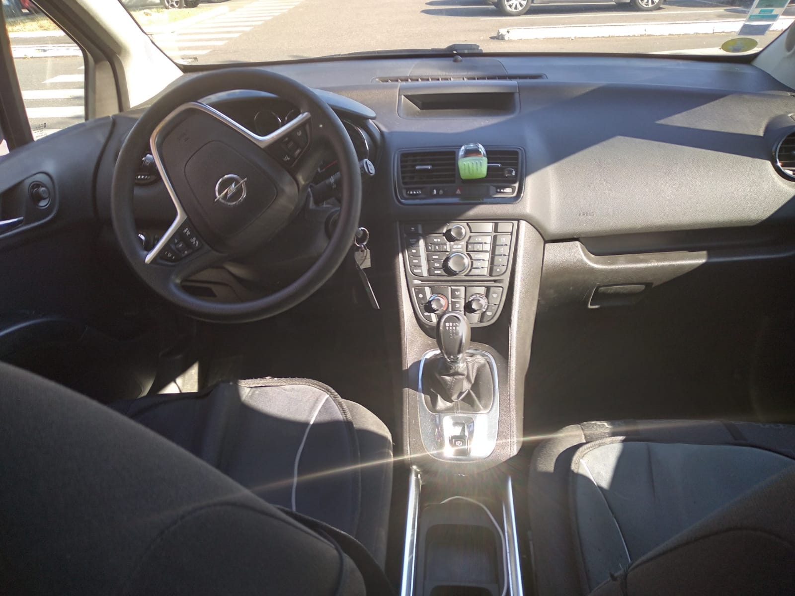 Opel Meriva avec Régulateur de vitesse
