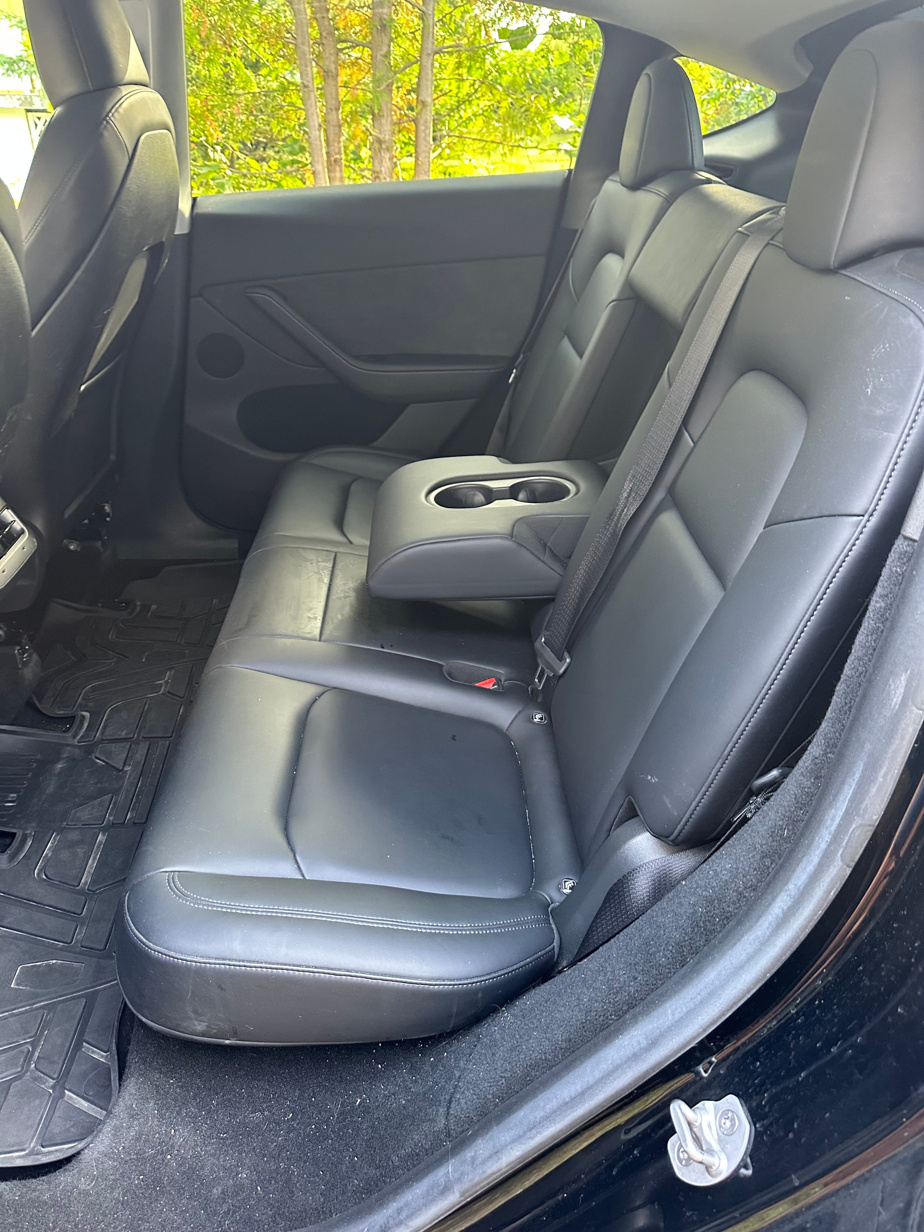 Tesla Model Y Long Range med Cruisekontroll