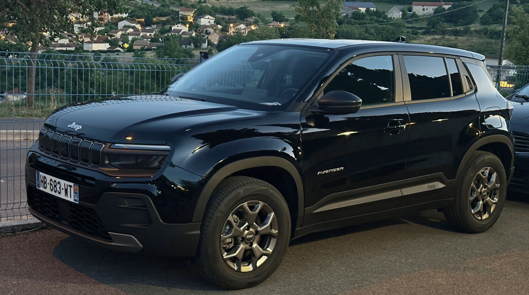 Jeep Avenger with Cruise control