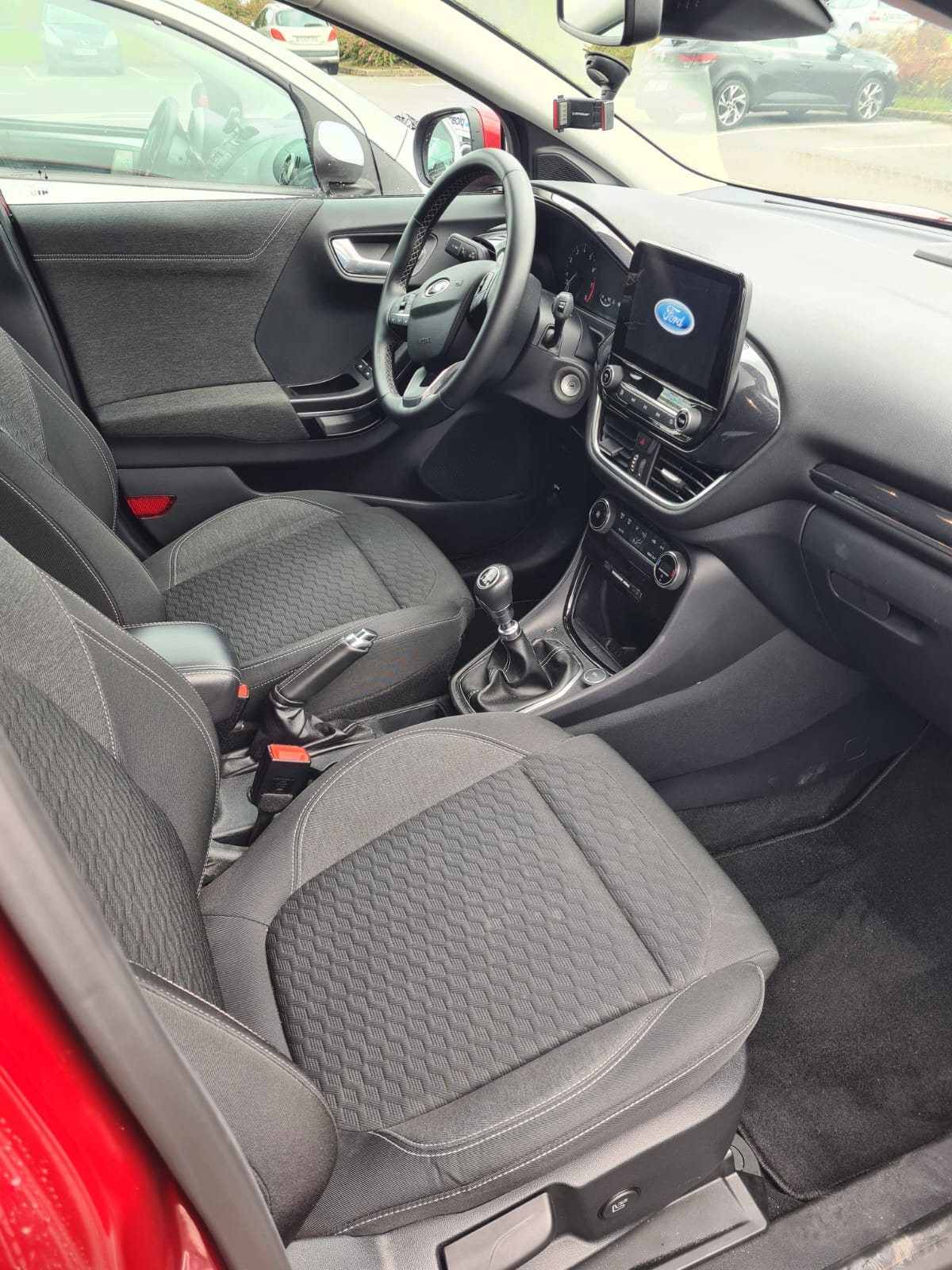 Ford Puma avec Régulateur de vitesse