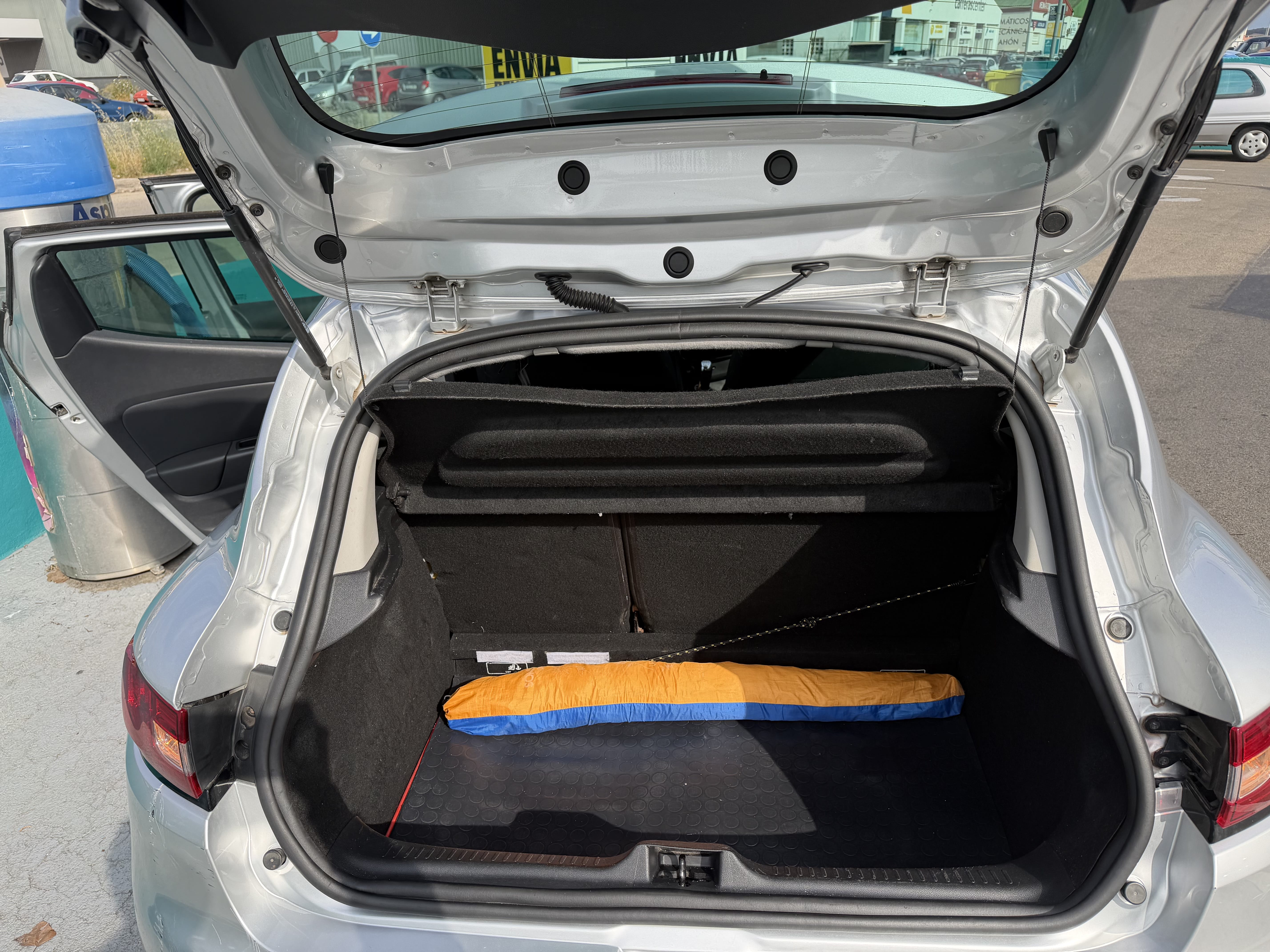 Renault Clio con Puertos de carga USB
