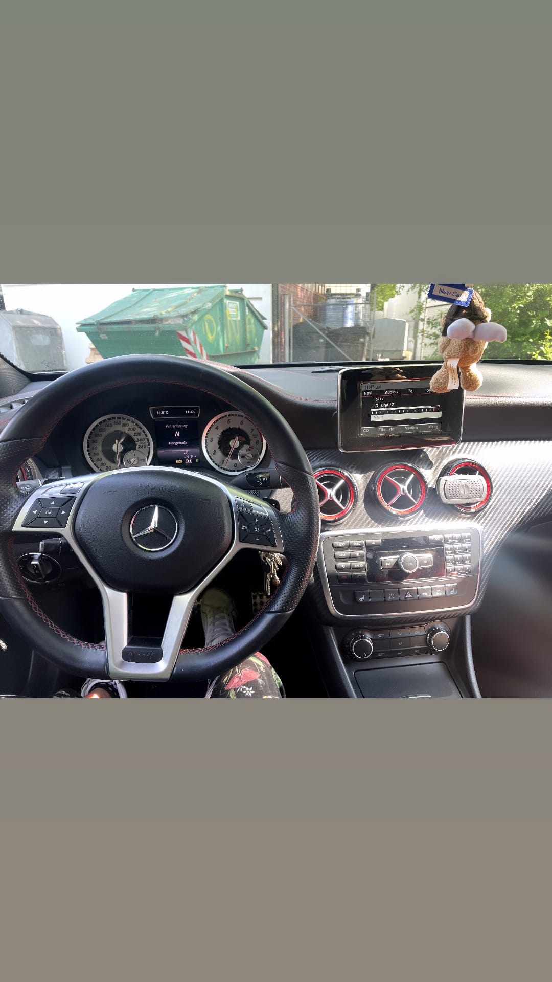 Mercedes-Benz A-Klasse 250 AMG mit Klimaanlage