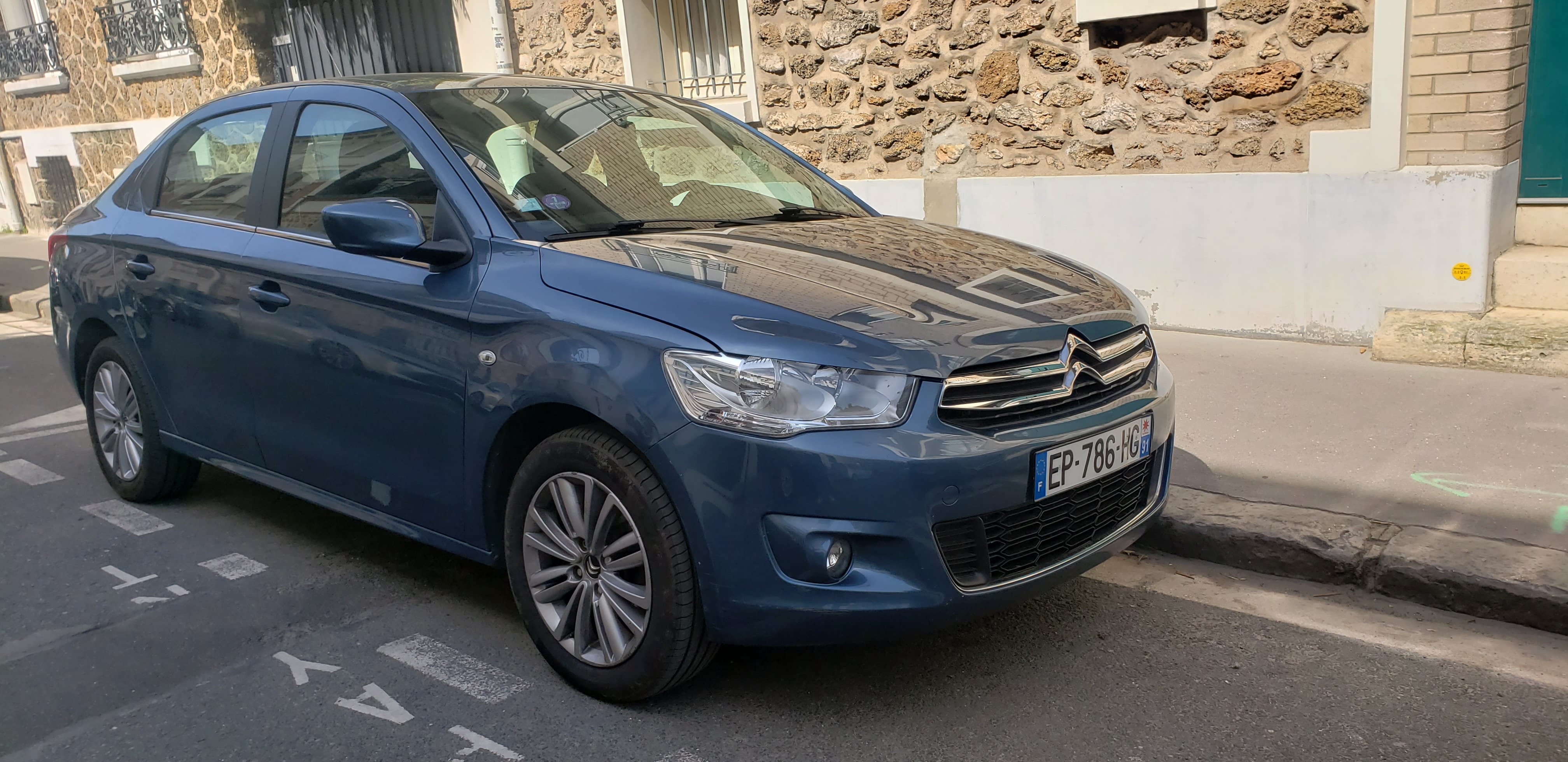 Citroen C-Elysée avec Climatisation