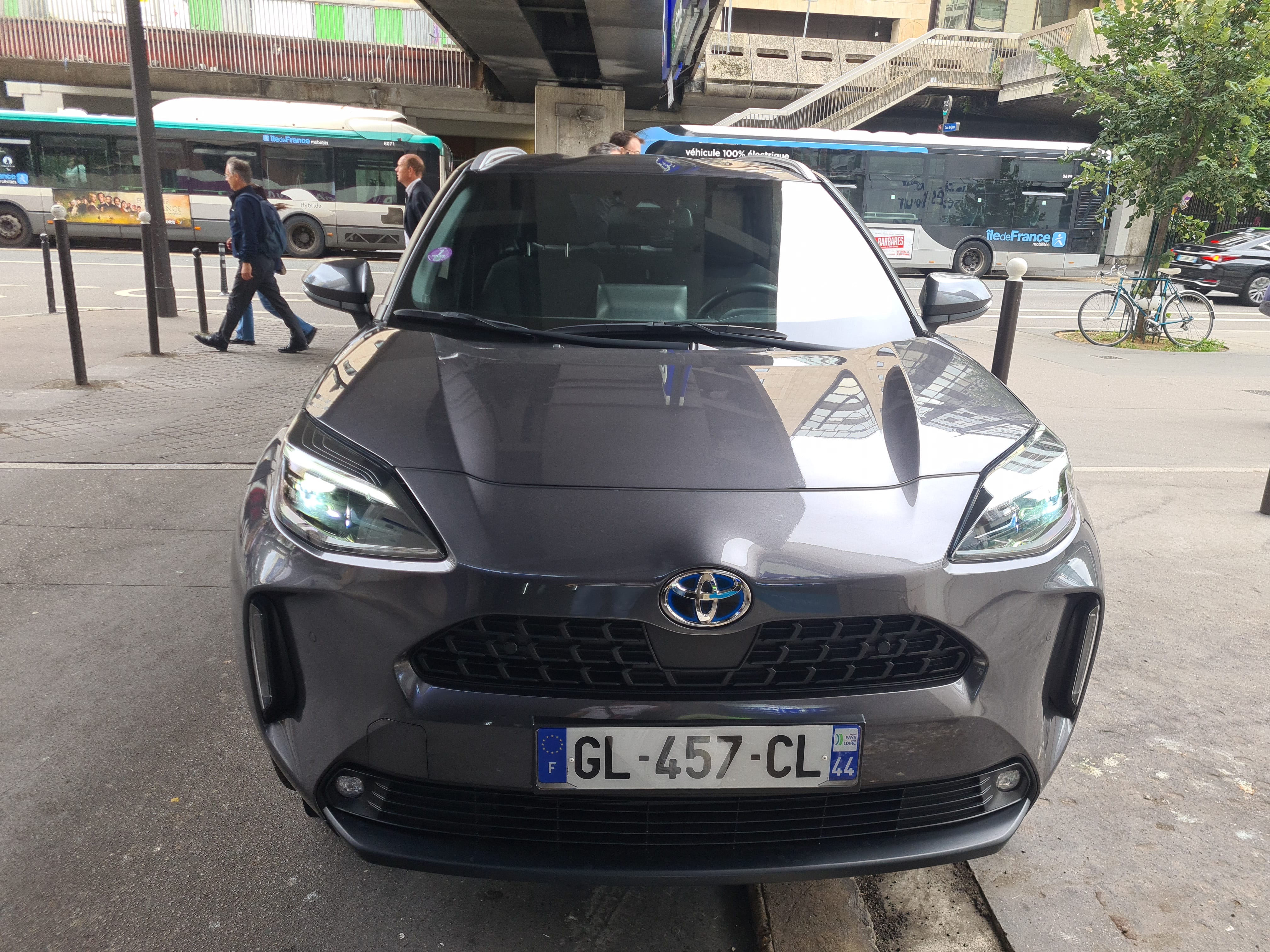 Toyota Yaris Cross Hybrid, 2022, Essence 95 / Électrique (hybride), automatique