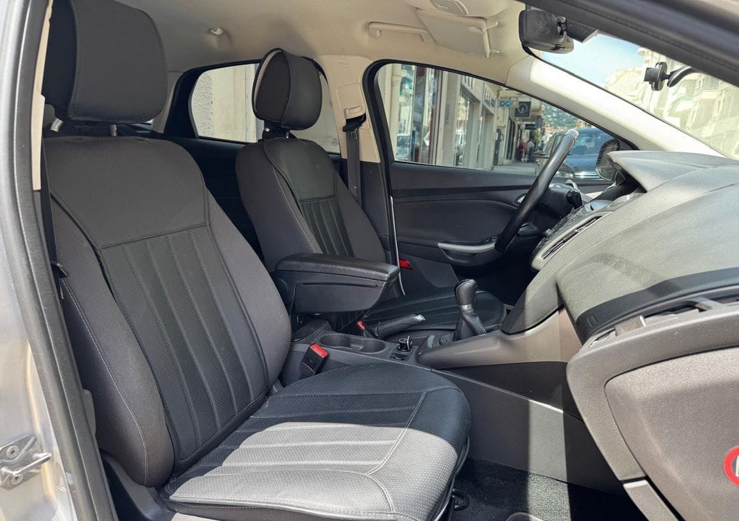 Ford Focus avec Régulateur de vitesse