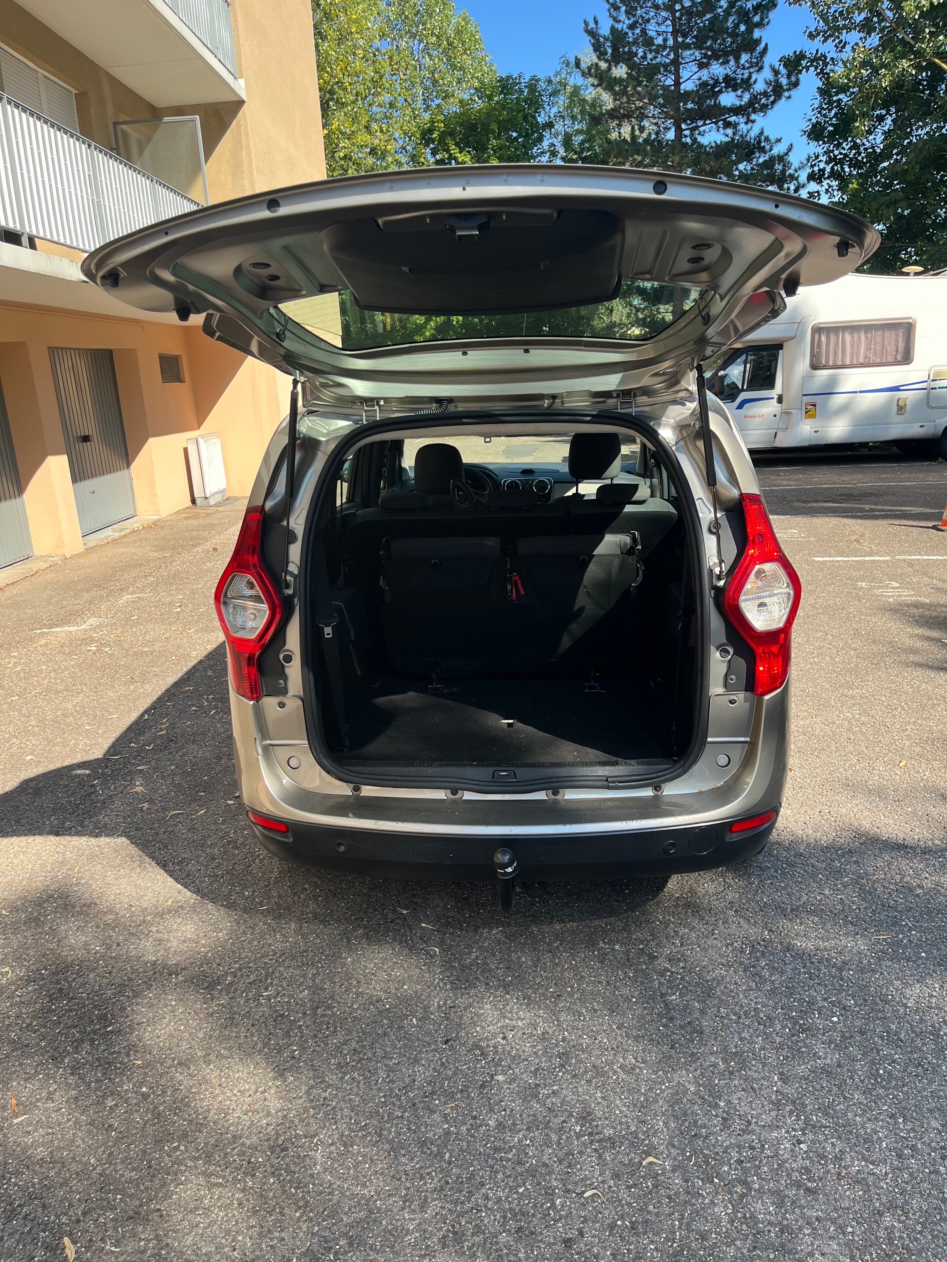 Dacia Lodgy 1.5dci  110cv  7 places avec Audio Bluetooth