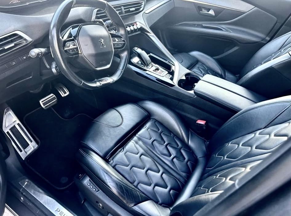 Peugeot 3008 avec GPS