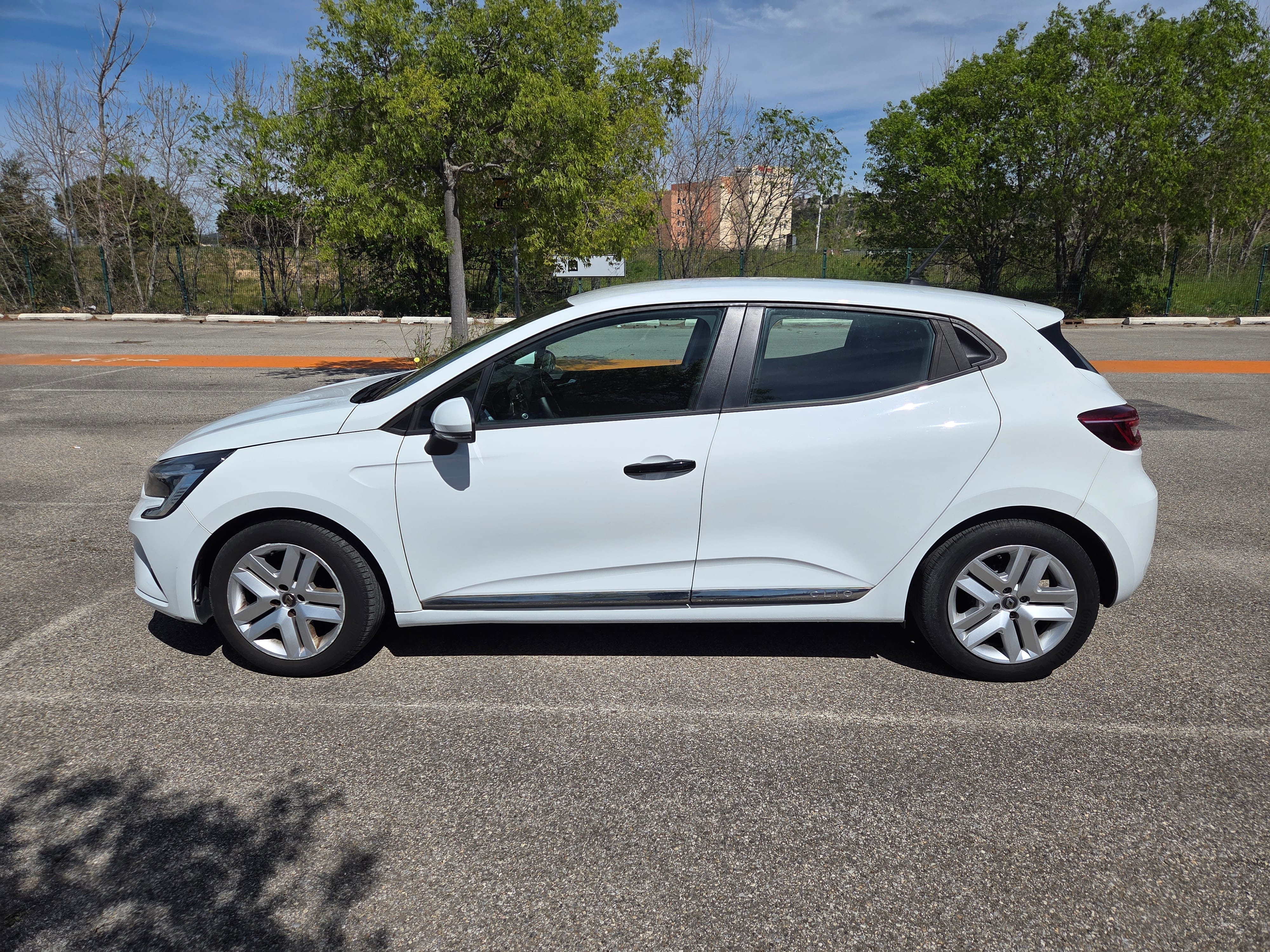 Renault Clio avec Climatisation