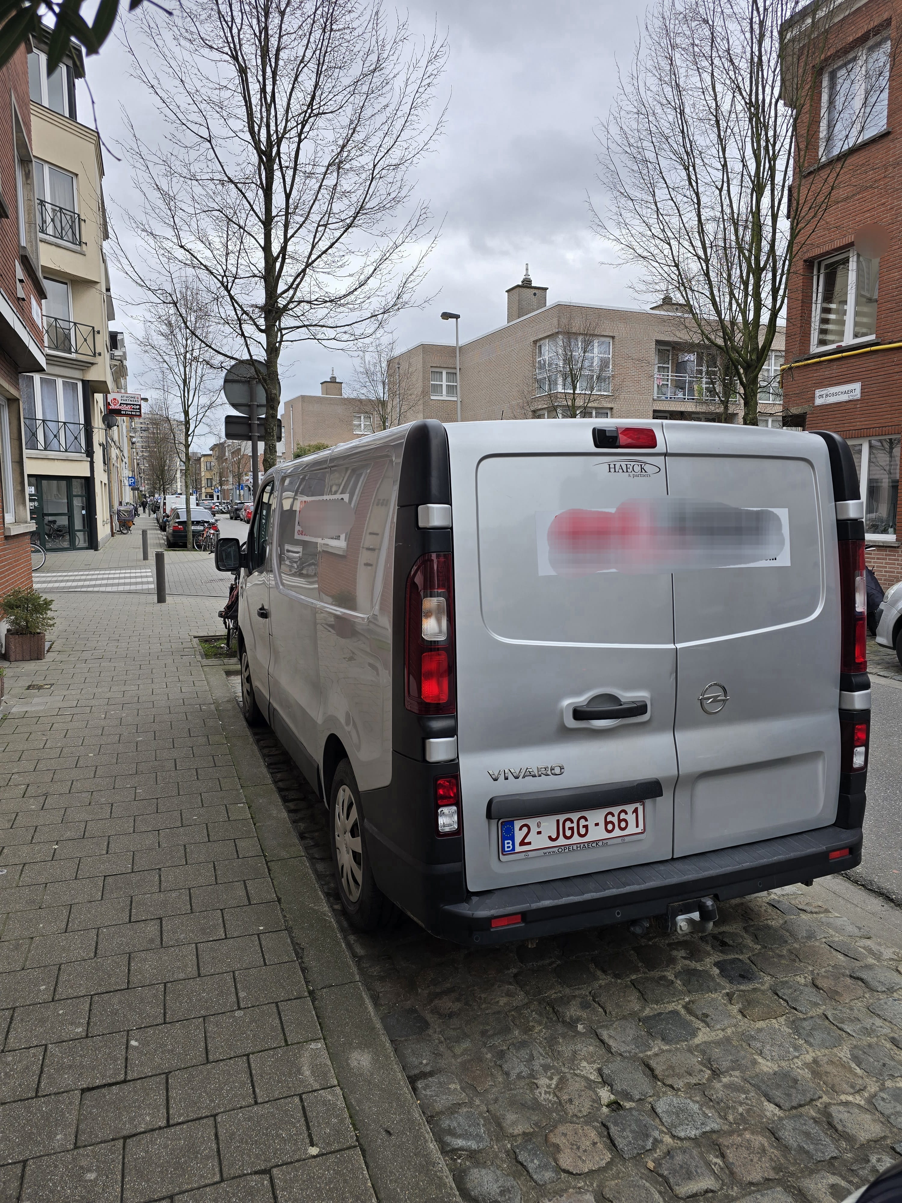 Opel Vivaro met GPS