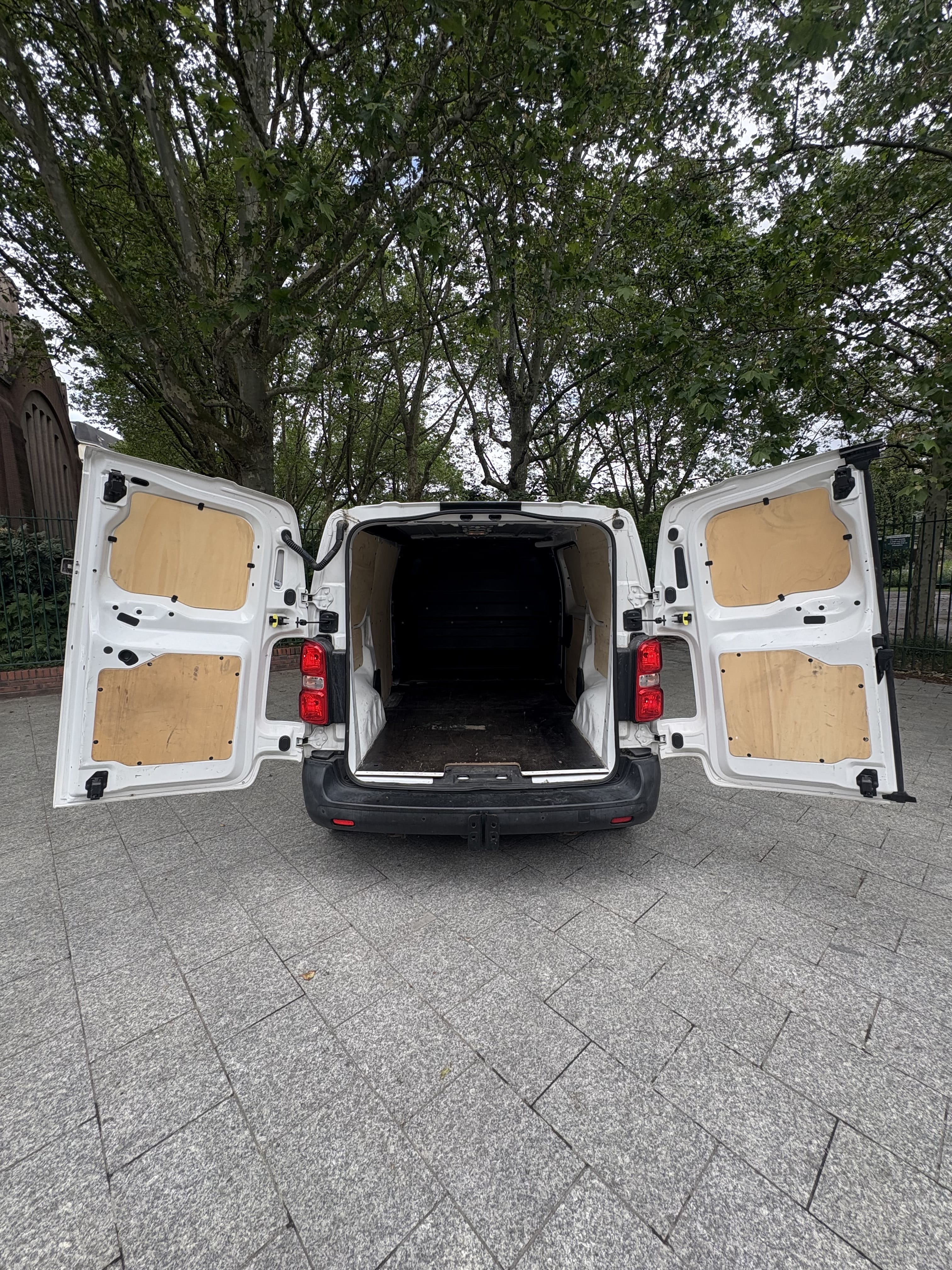 Peugeot Expert avec GPS