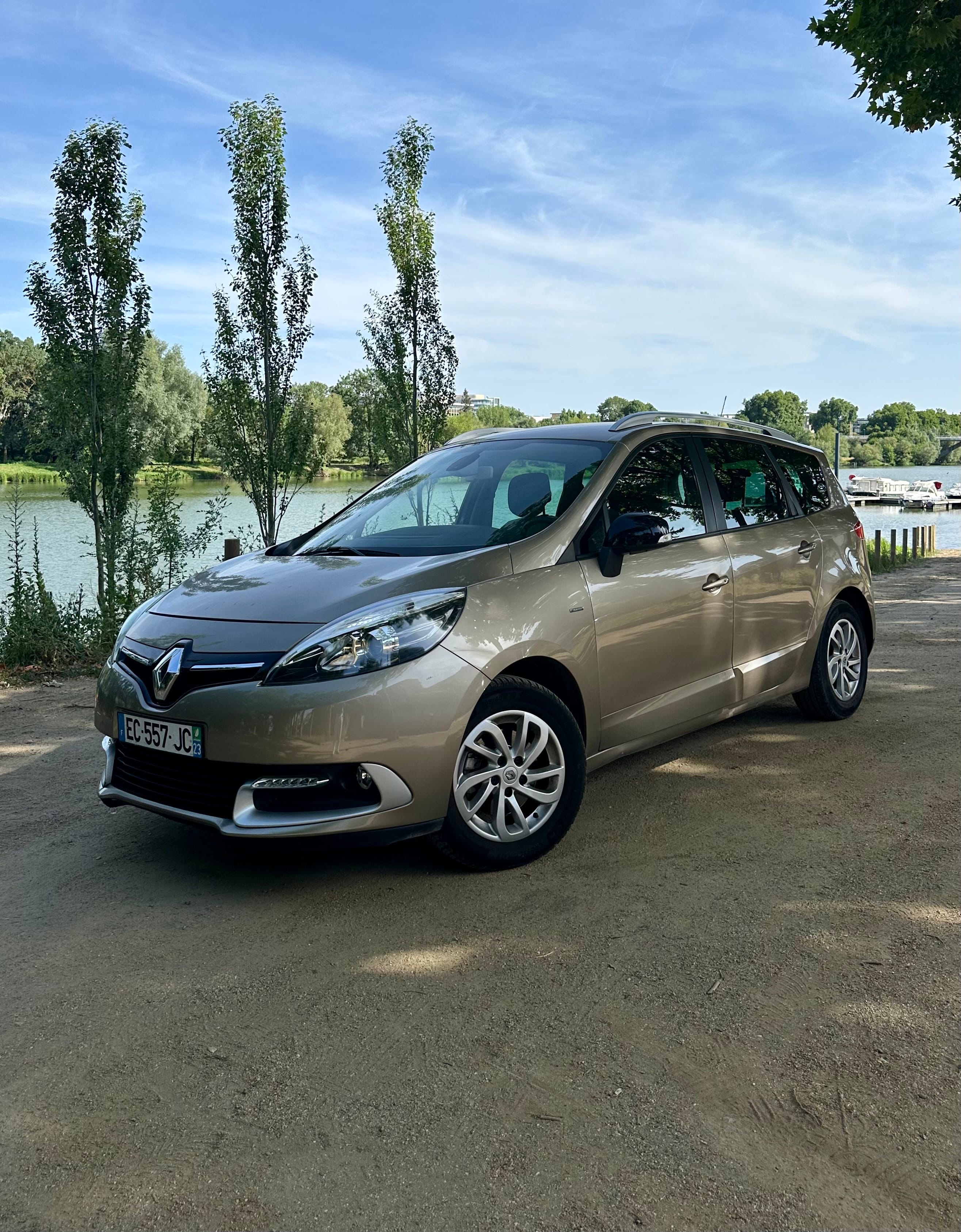 Renault Scenic, 2016, Diesel, 7 places