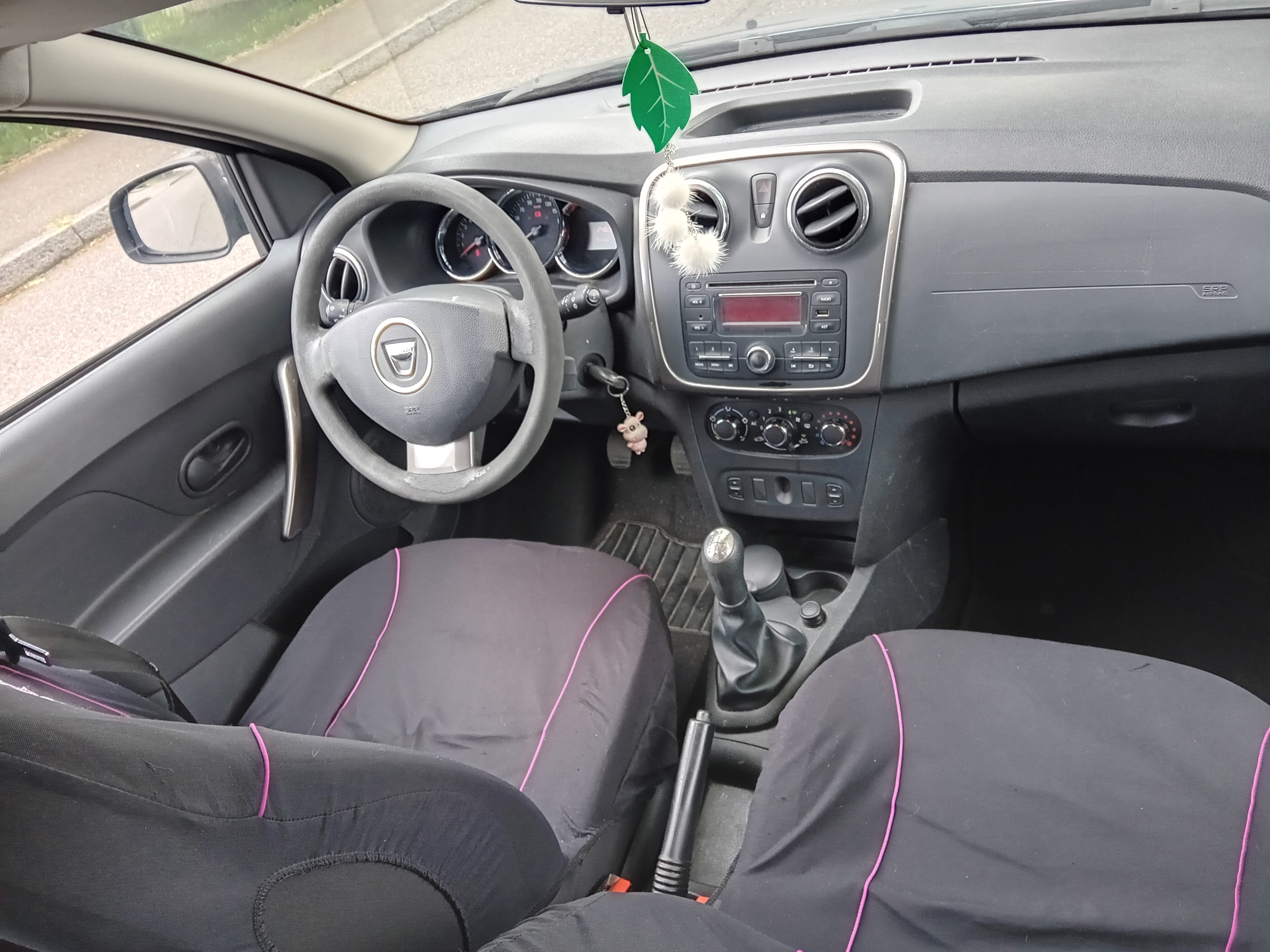 Dacia Sandero avec Audio Bluetooth