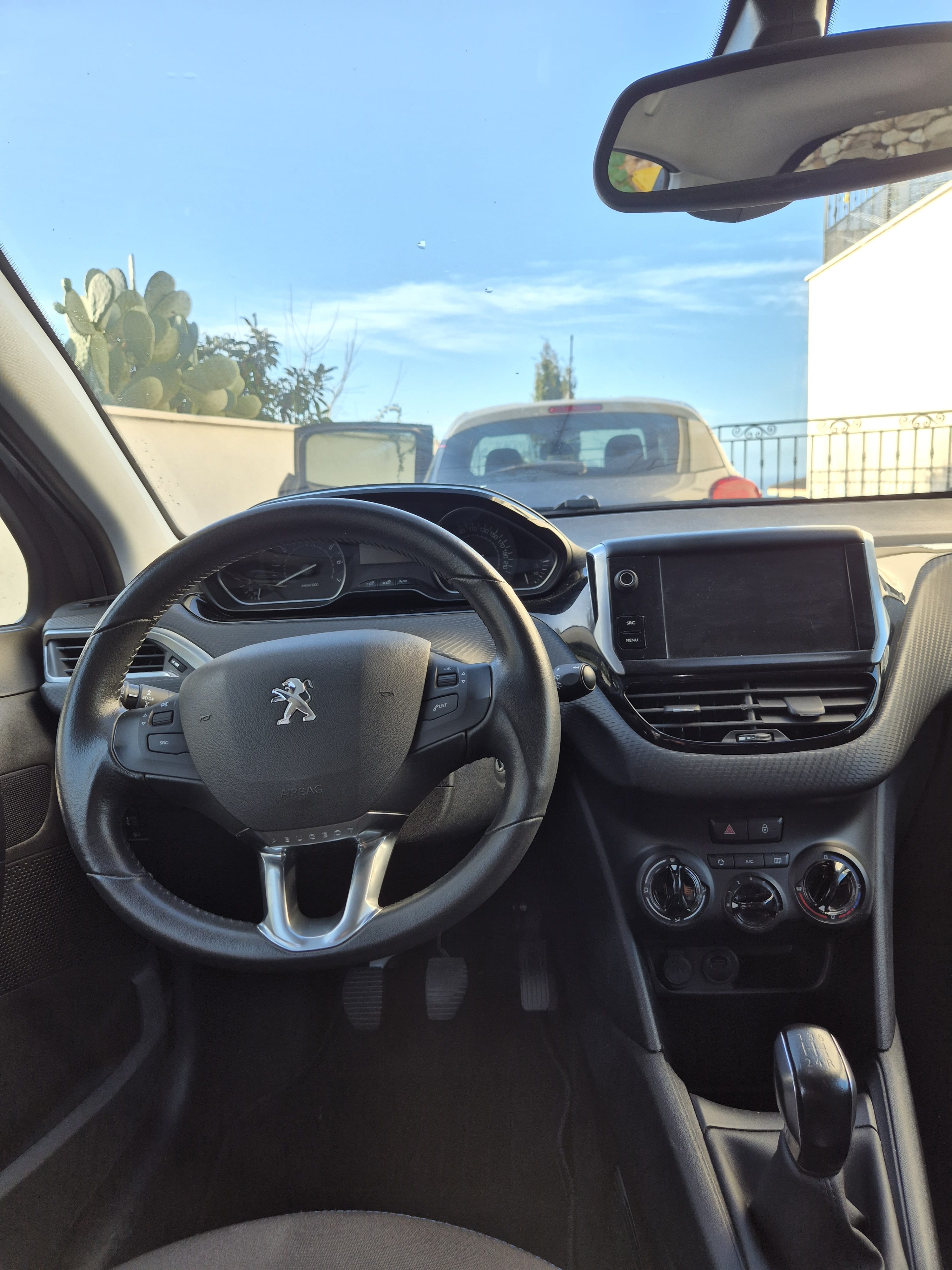 Peugeot 208 avec Régulateur de vitesse