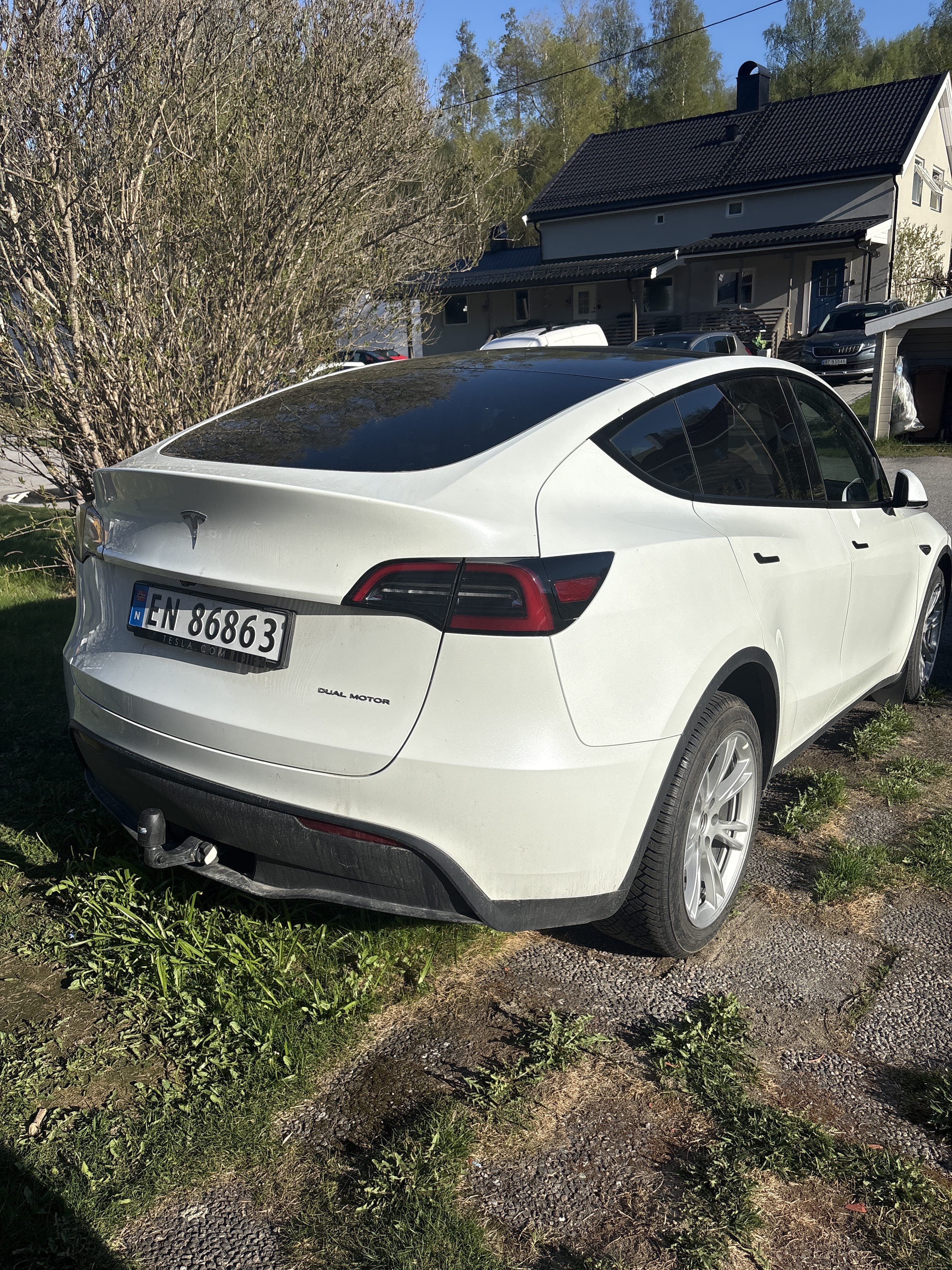 Tesla Model Y Long Range med Ryggekamera