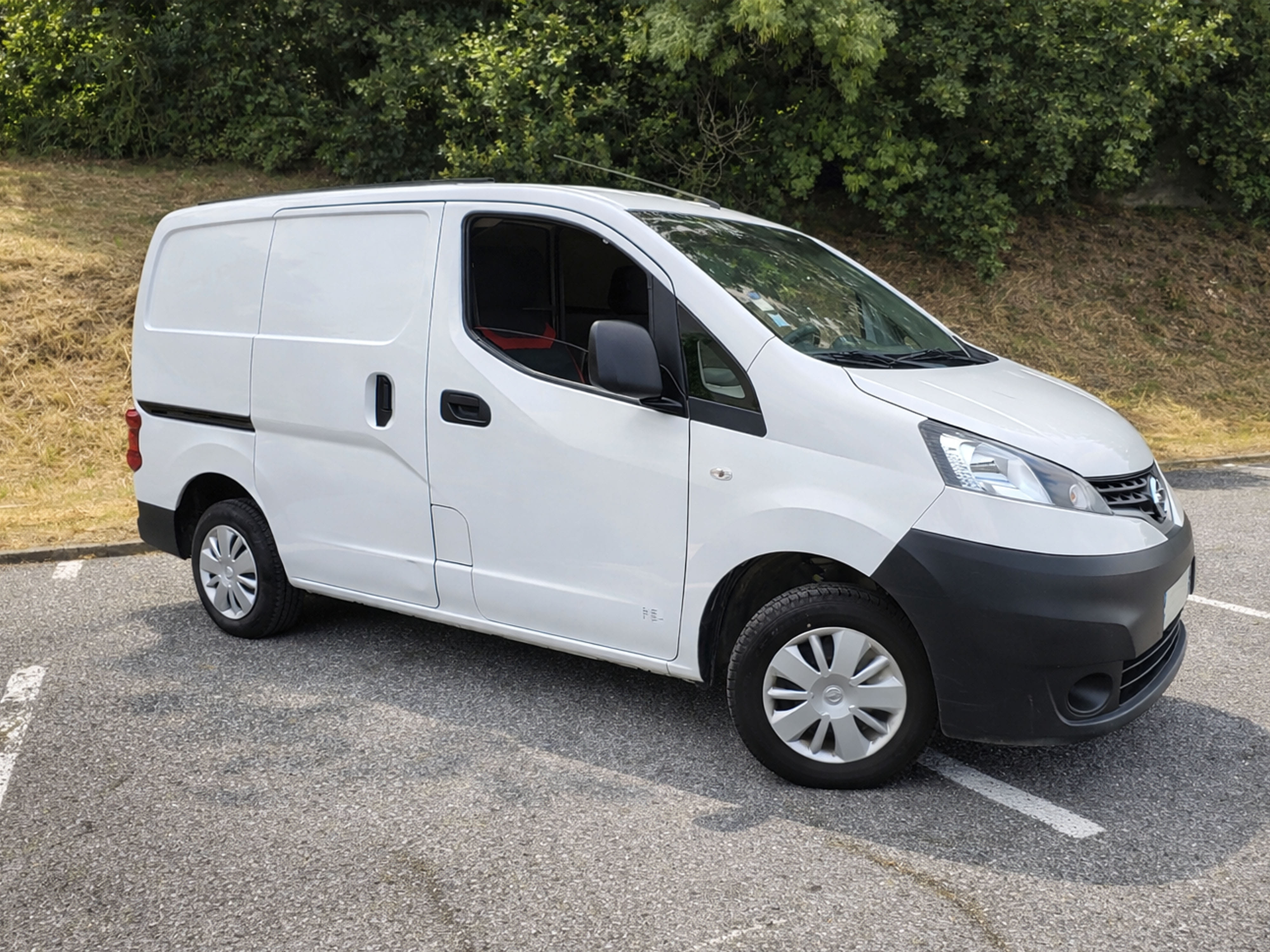 Nissan NV200 PROCHE TRAM avec Climatisation