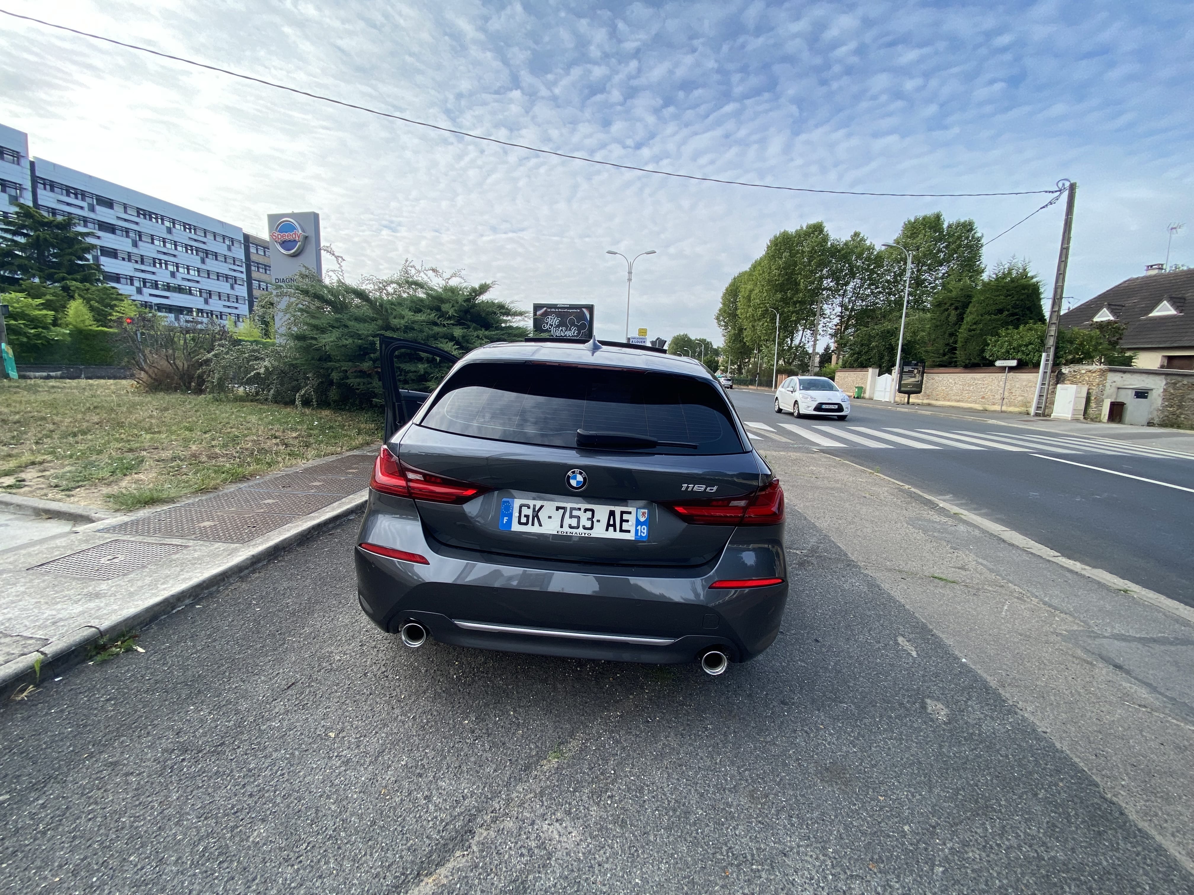 BMW Série 1 avec GPS