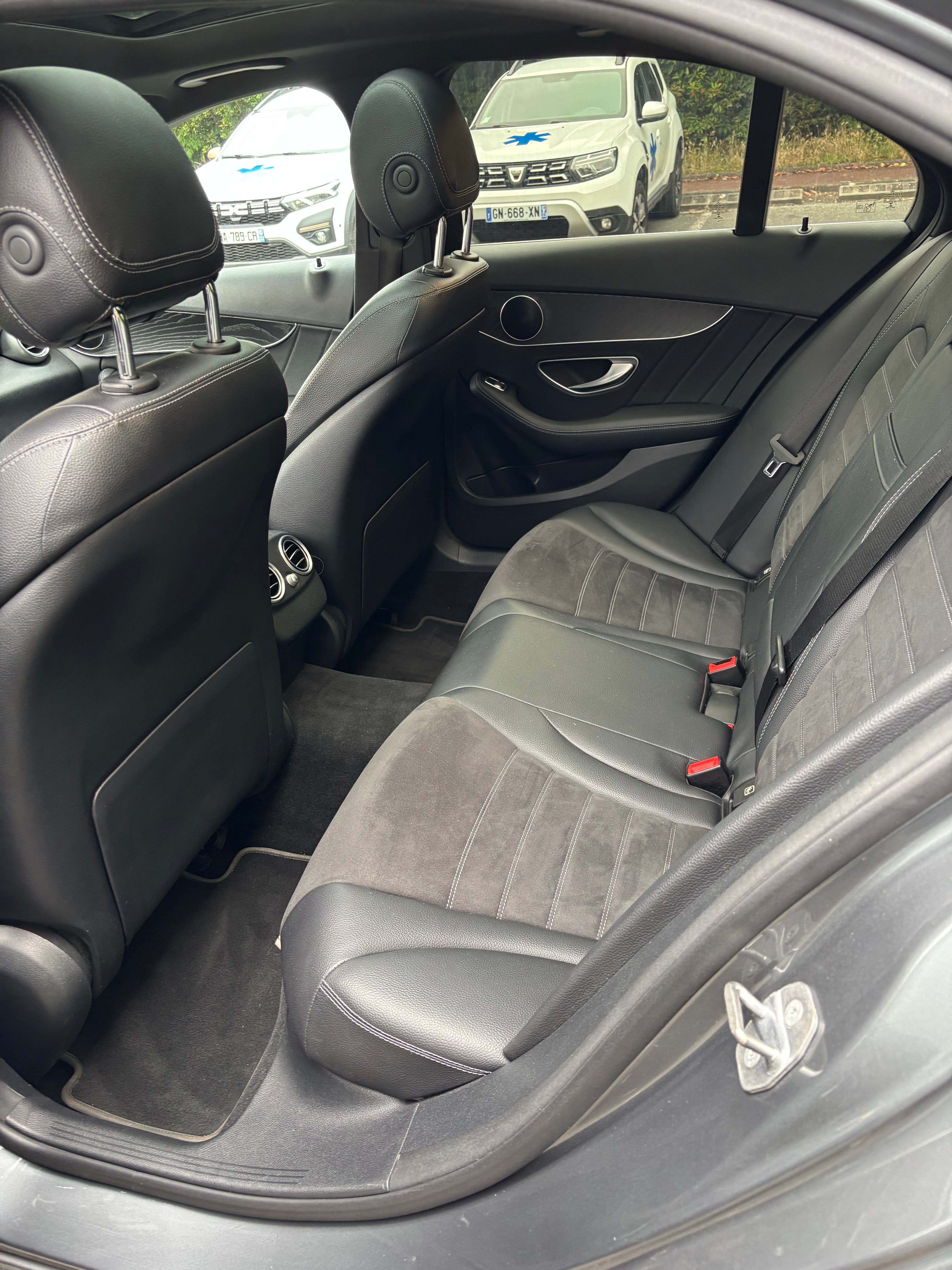 Mercedes-Benz Classe C avec Régulateur de vitesse