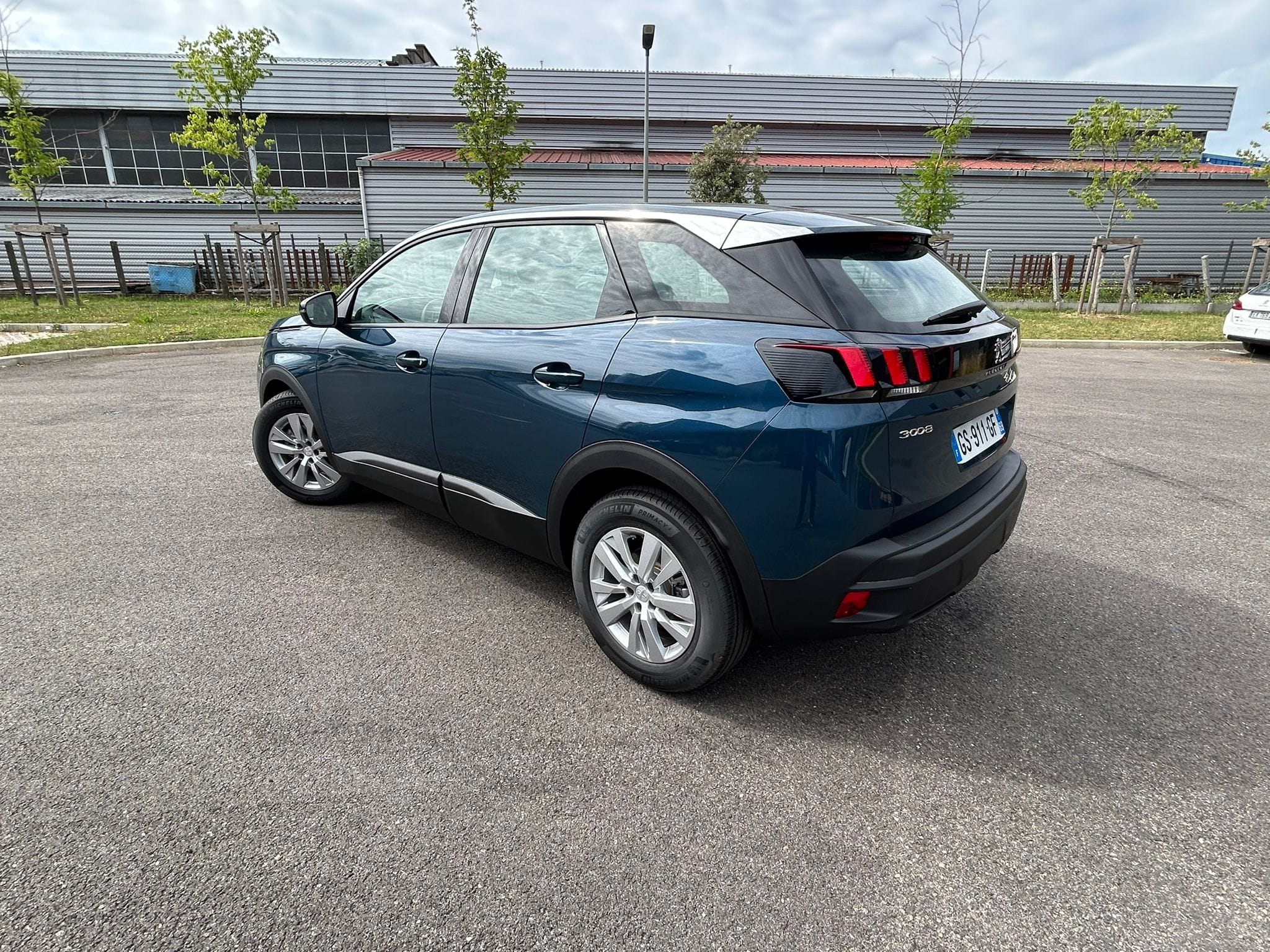 Peugeot 3008 ACTIVE PACK PURETECH 130CH BVA avec Climatisation