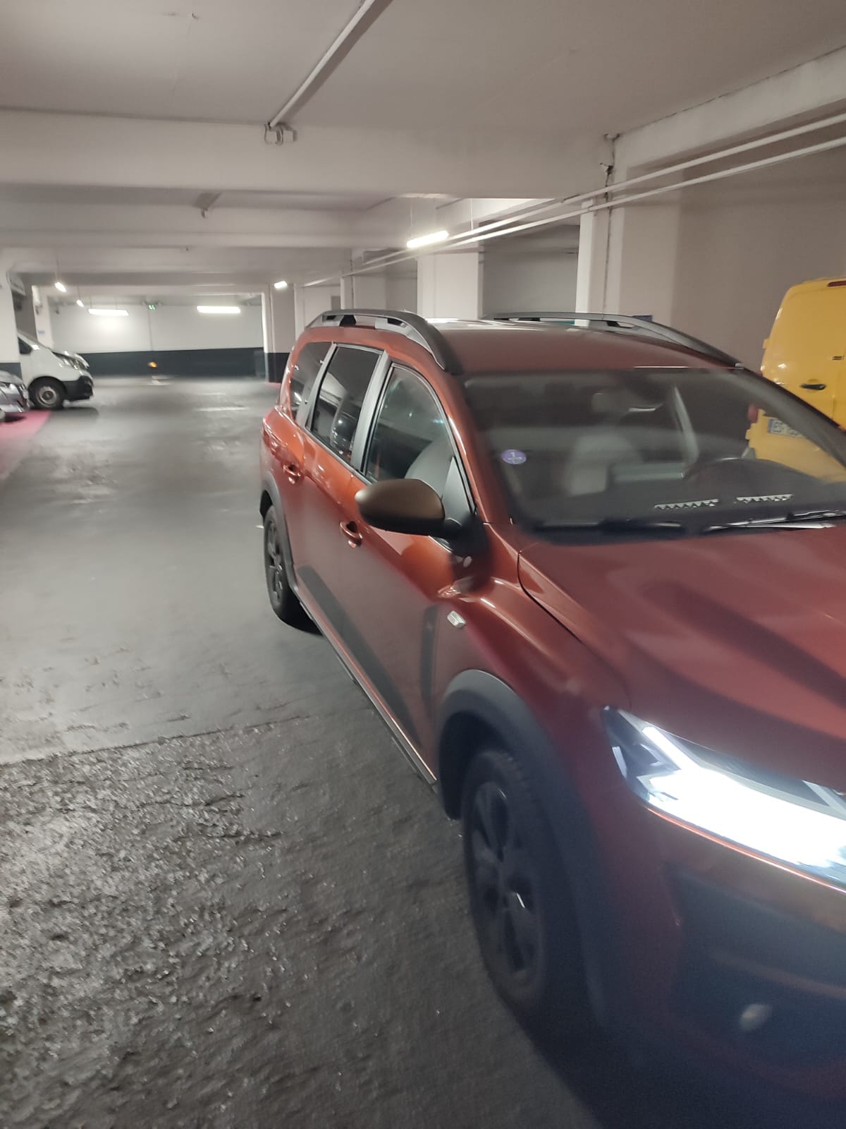 Dacia Jogger Hybride essence avec Climatisation
