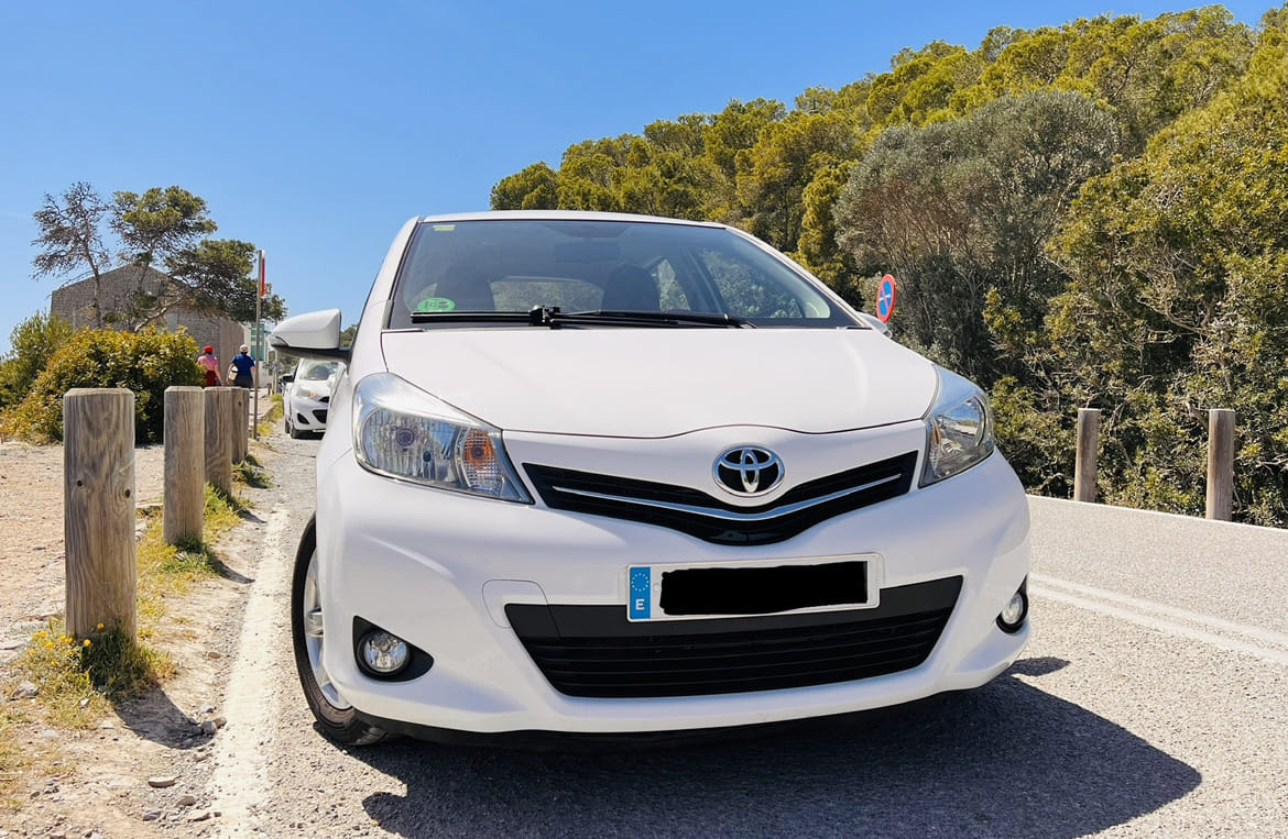 Toyota Yaris 1.3 100 CV con Aire acondicionado