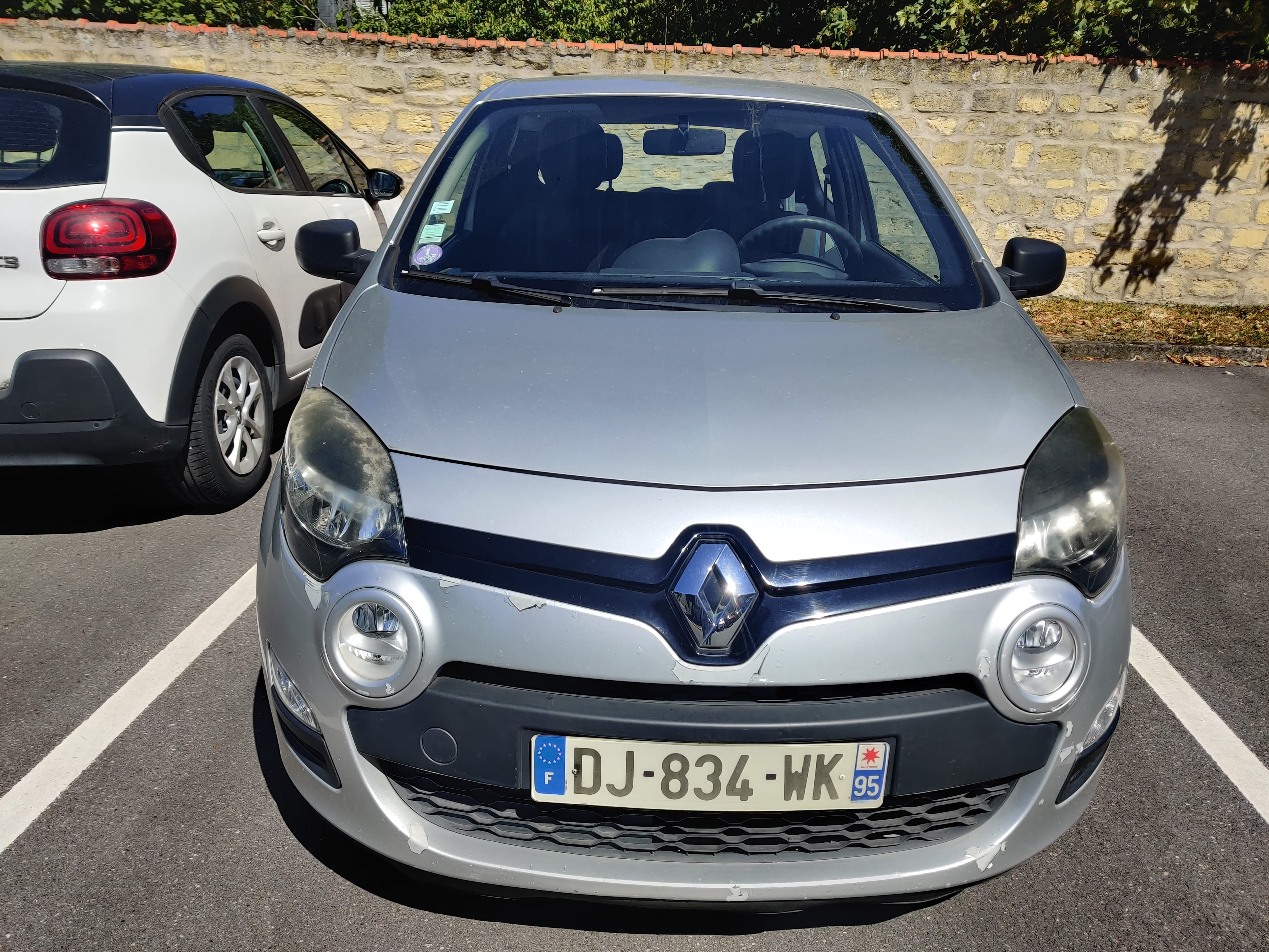 Renault Twingo avec Autoradio