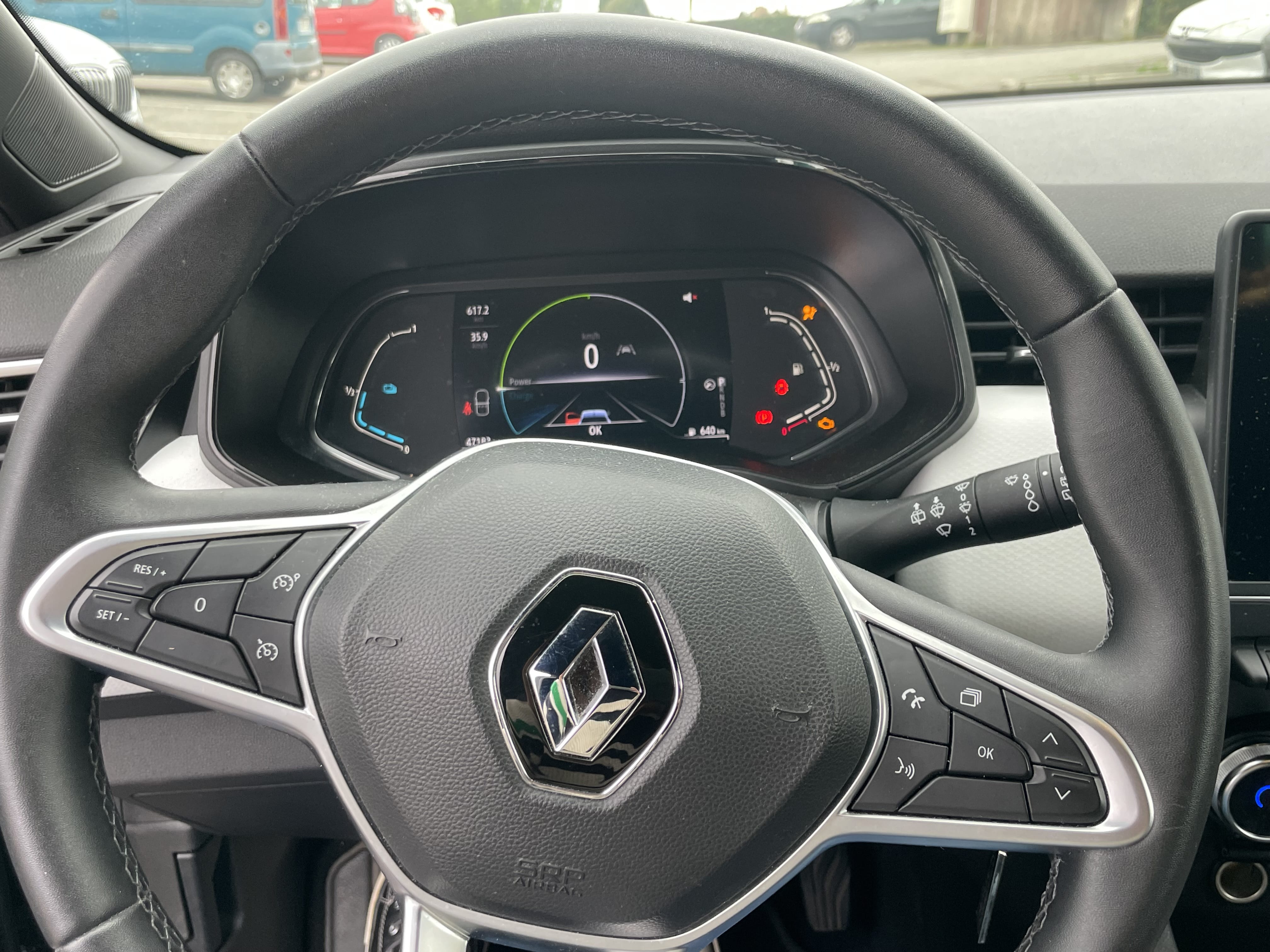 Renault Clio E-tech avec Entrée audio / iPod