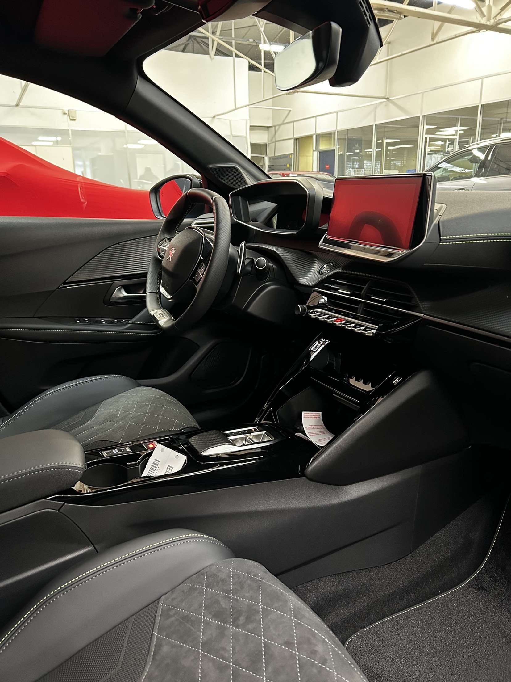 Peugeot 208 GT Line avec Siège bébé