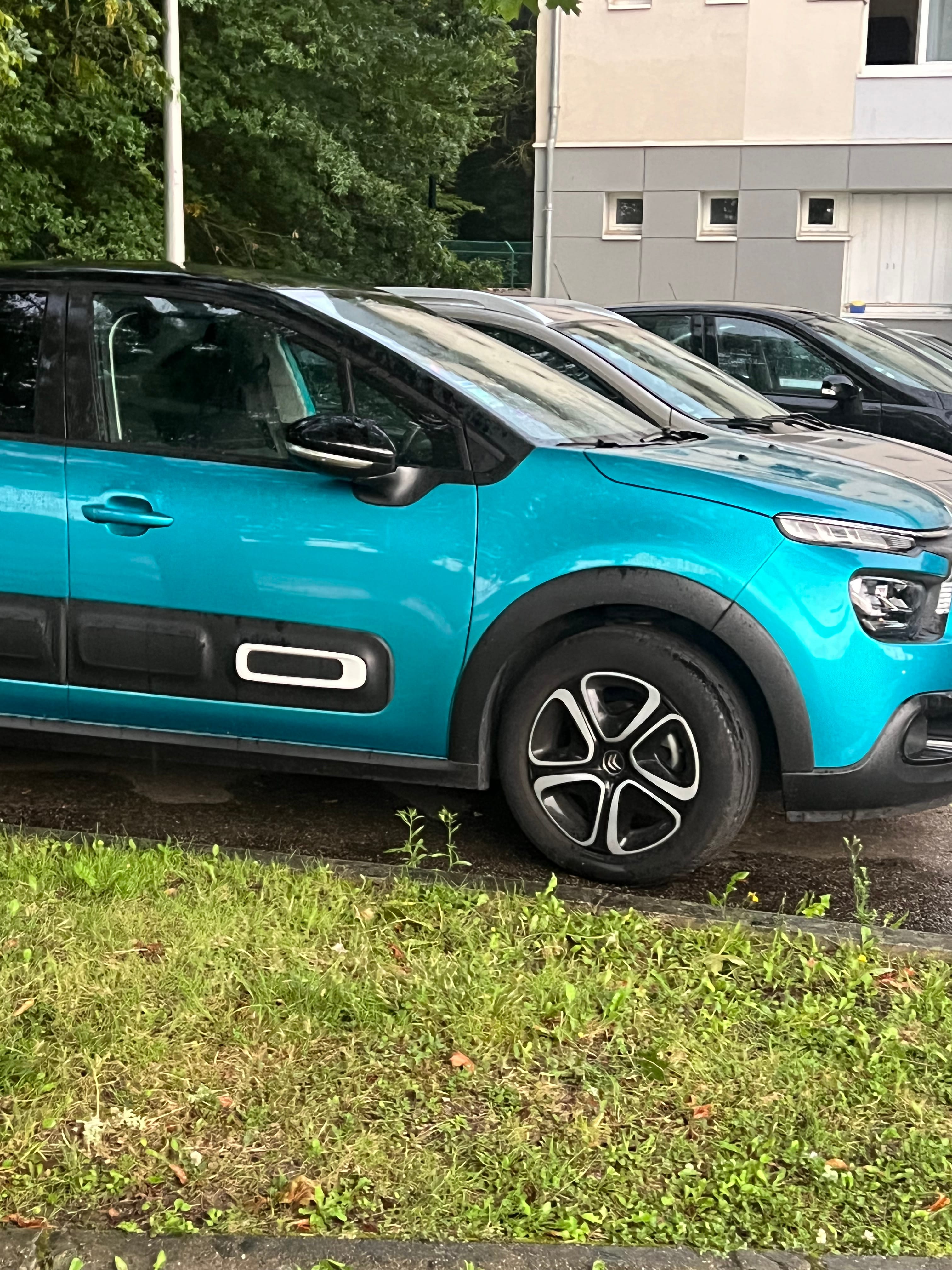 Citroen C3  année 2021 Faible KM avec Climatisation