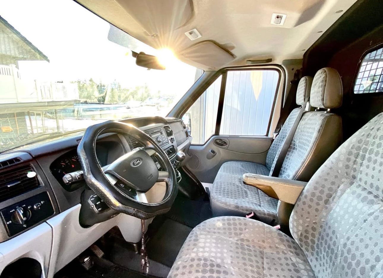Ford Transit Varebil 2.0 mit Winterreifen