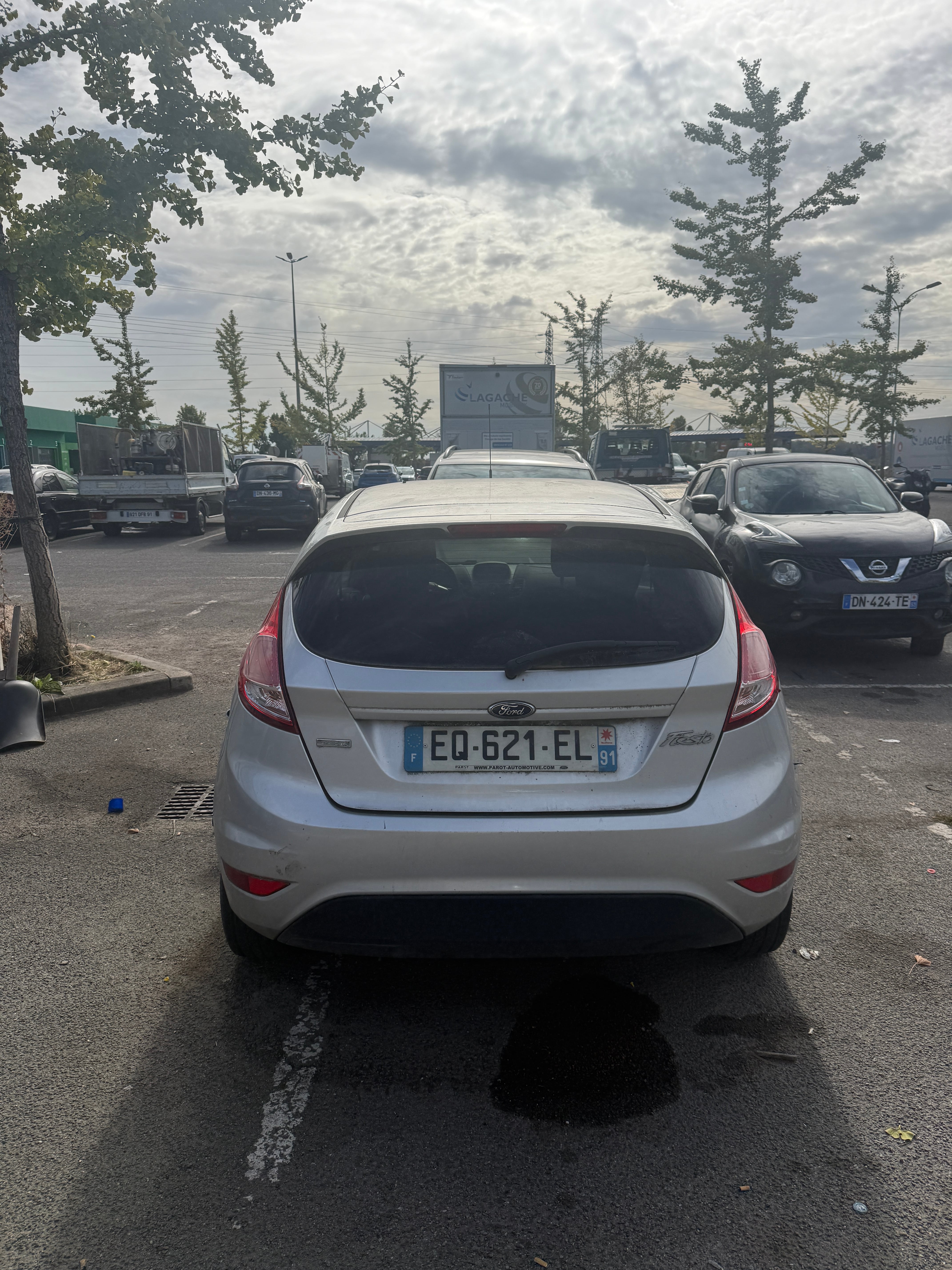 Ford Fiesta avec Climatisation